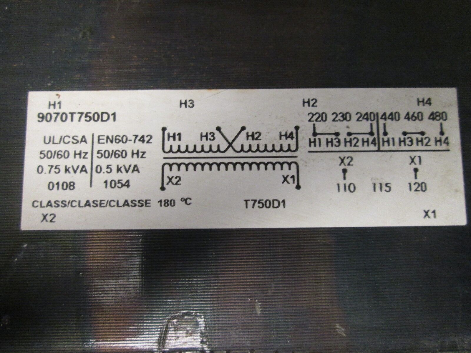 Square D Control Transformer 9070T750D1 .750KVA Pri: 240/480V Sec: 120V Used