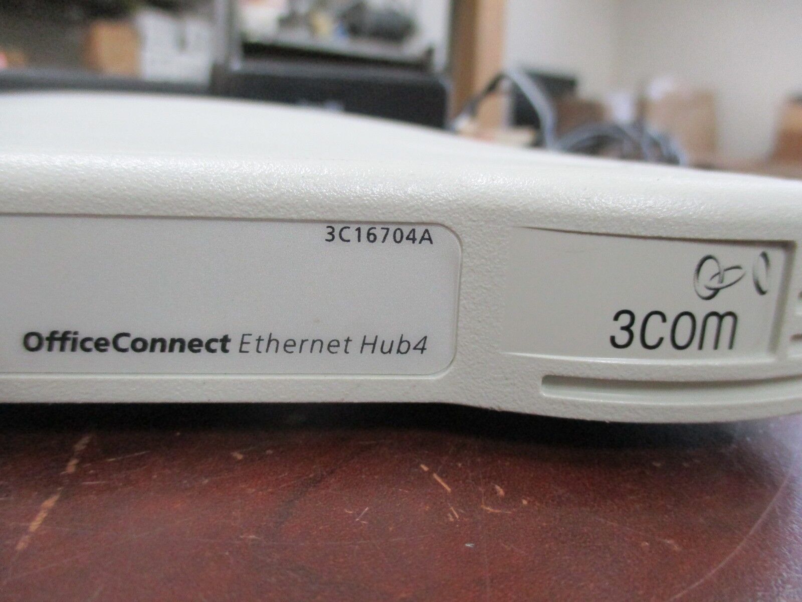 3Com OfficeConnect 4-Port Ethernet Hub 3C16704A Used