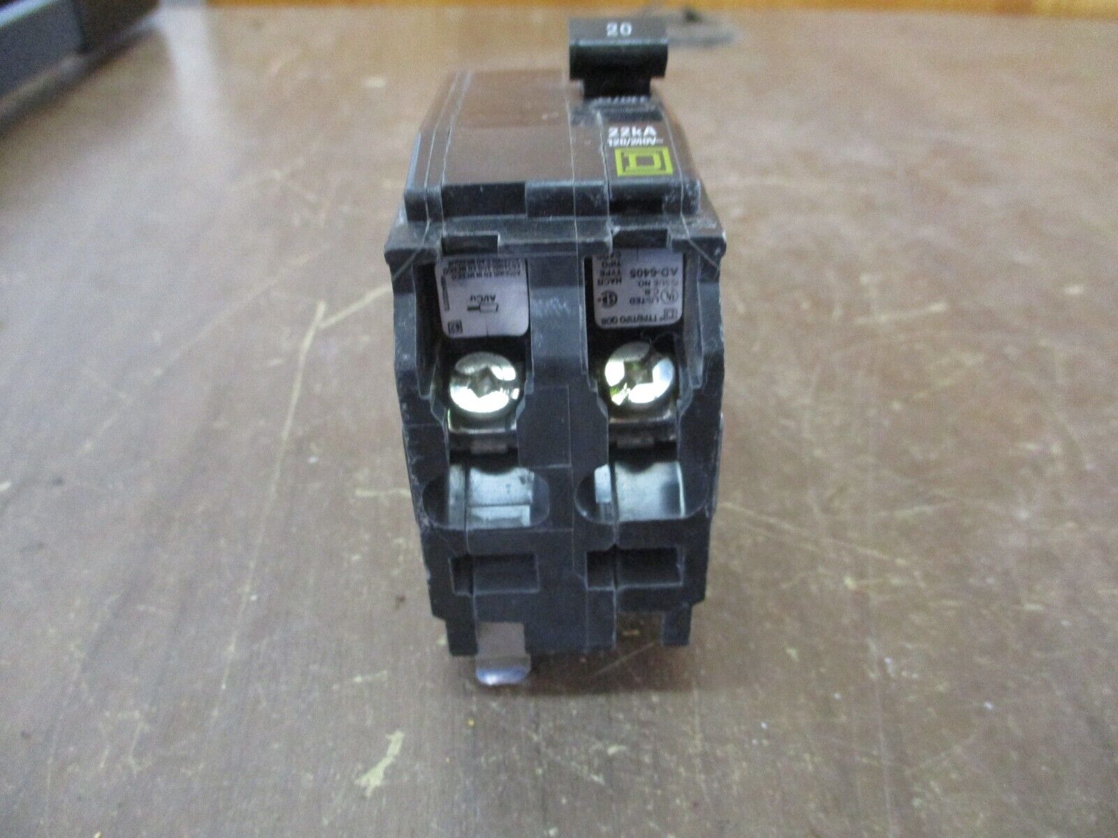 Square D Bolt-On Circuit Breaker QOB220VH 20A 120/240V 2P 22kA Used