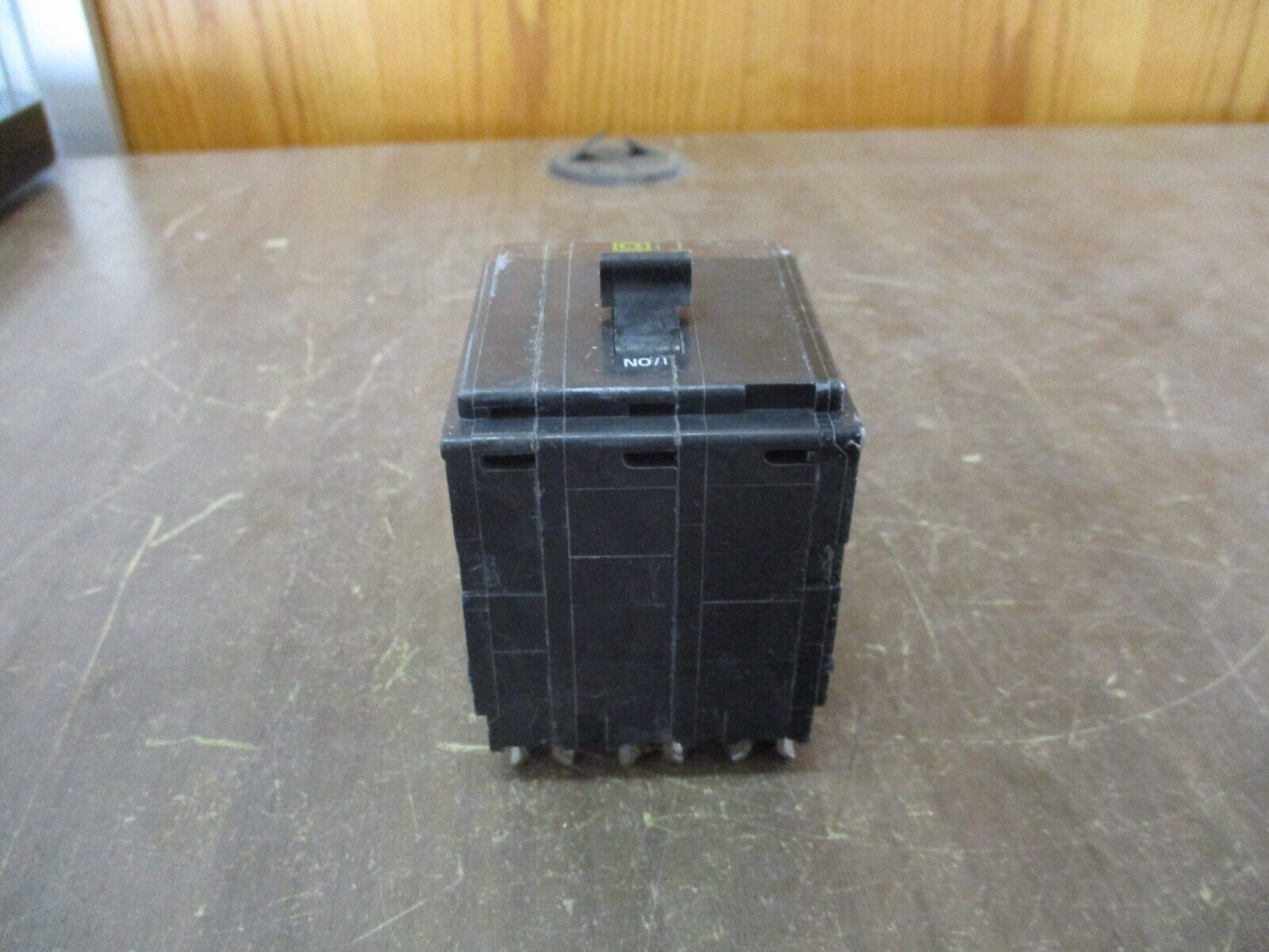 Square D Clip-On Circuit Breaker QO360 60A 240V 3P Used