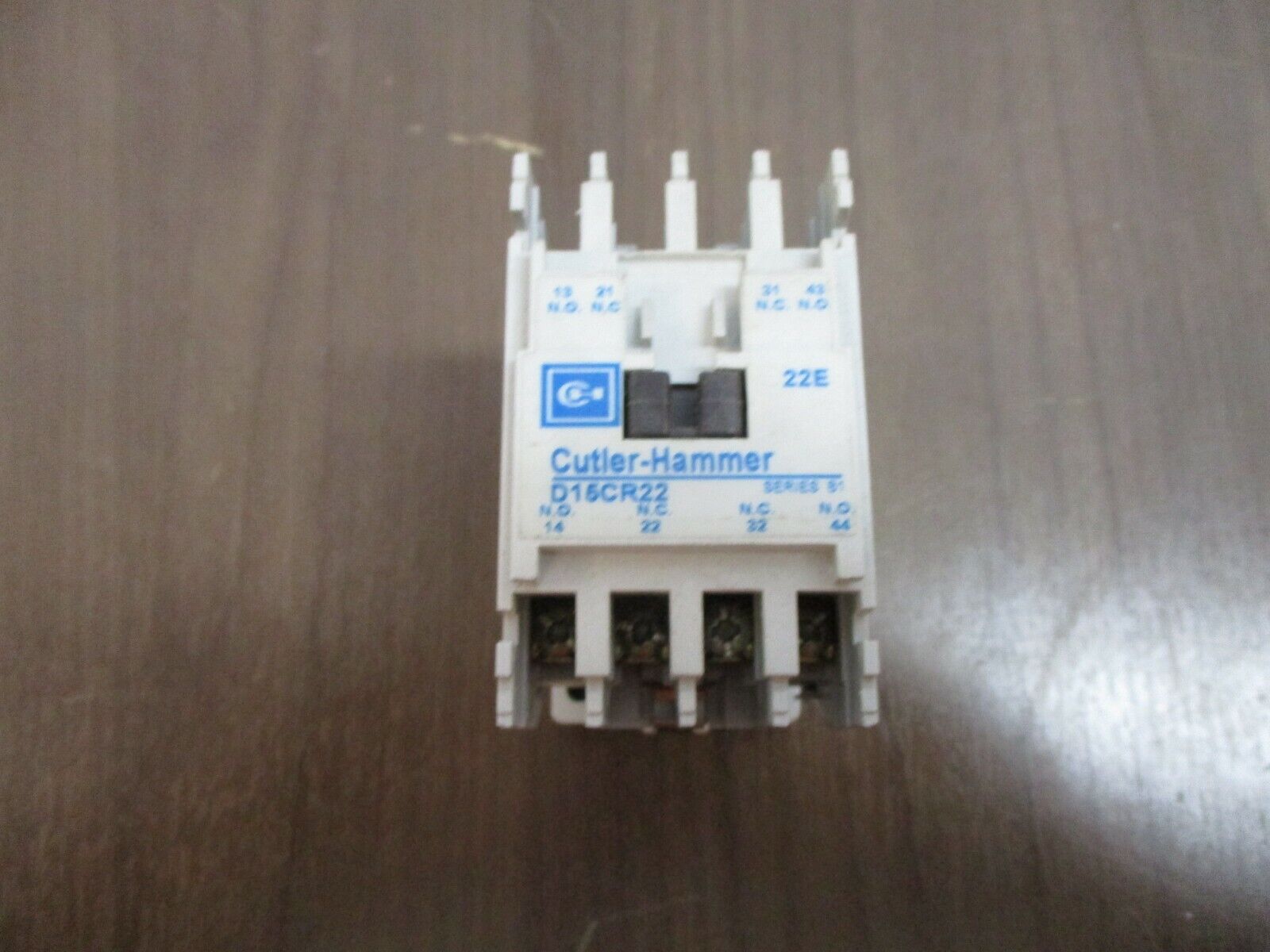 Cutler-Hammer Contactor D15CR22 Ser. B1 120V Coil Used