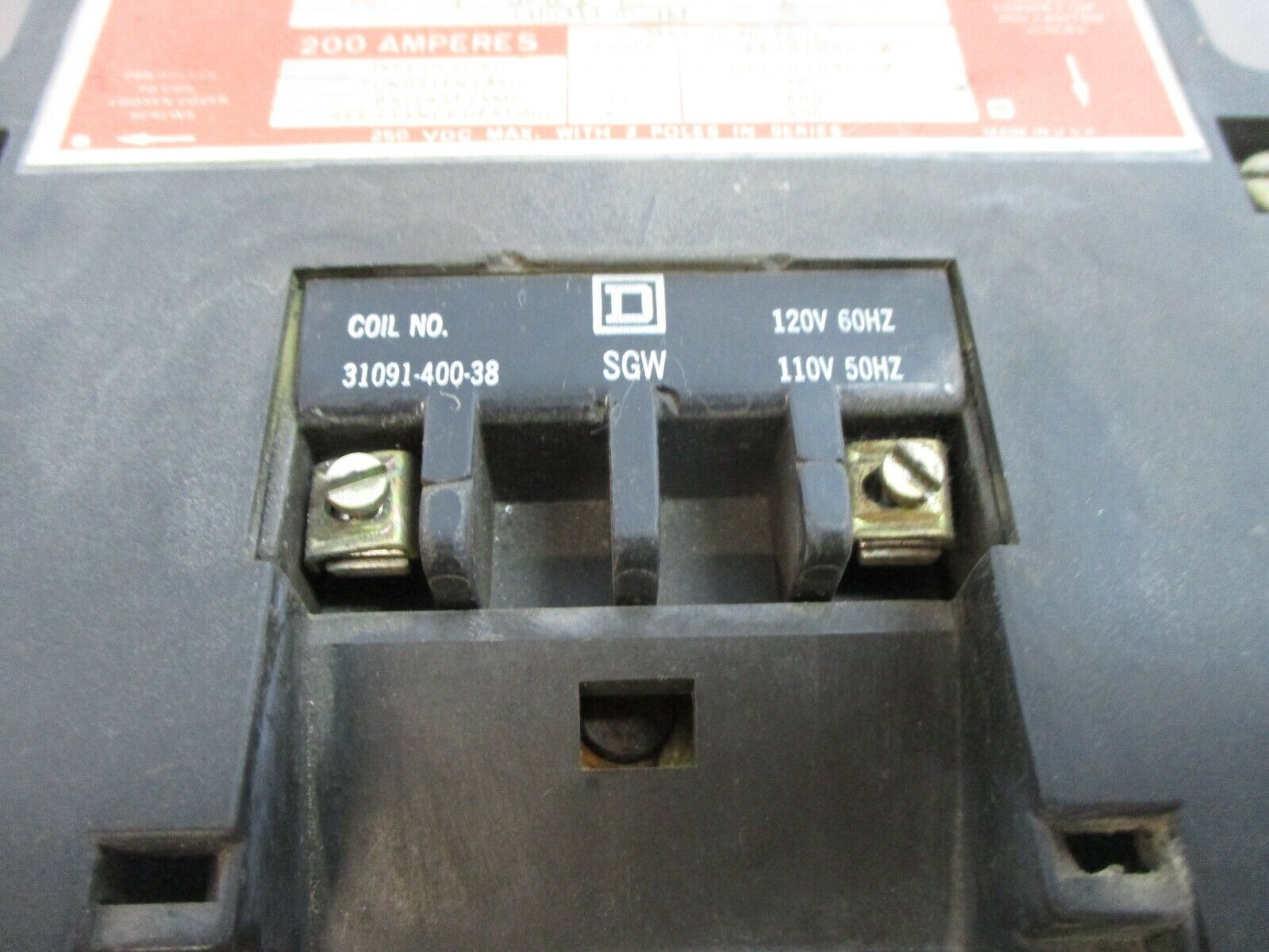 Square D Lighting Contactor 8903 SV 0 1 Ser. A 120V Coil *Missing (1) Lug Nut*