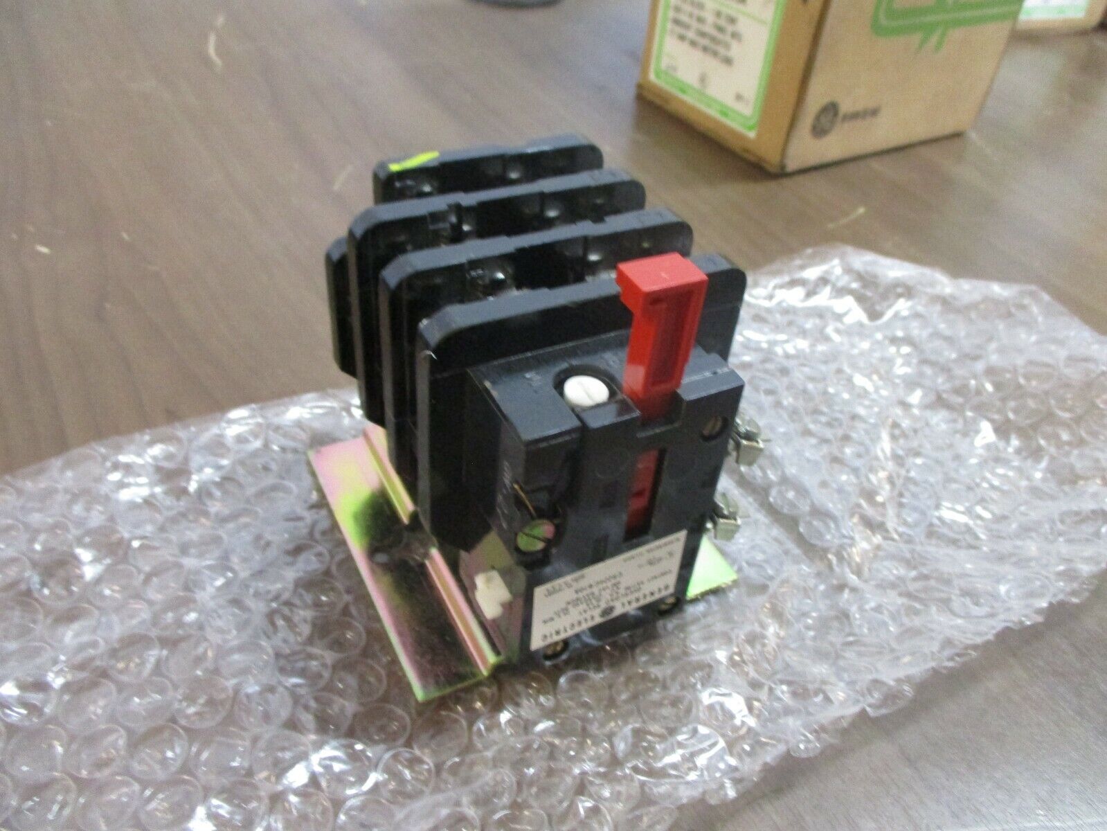 GE Overload Relay CR224C610A 27A 600V 3P New Surplus