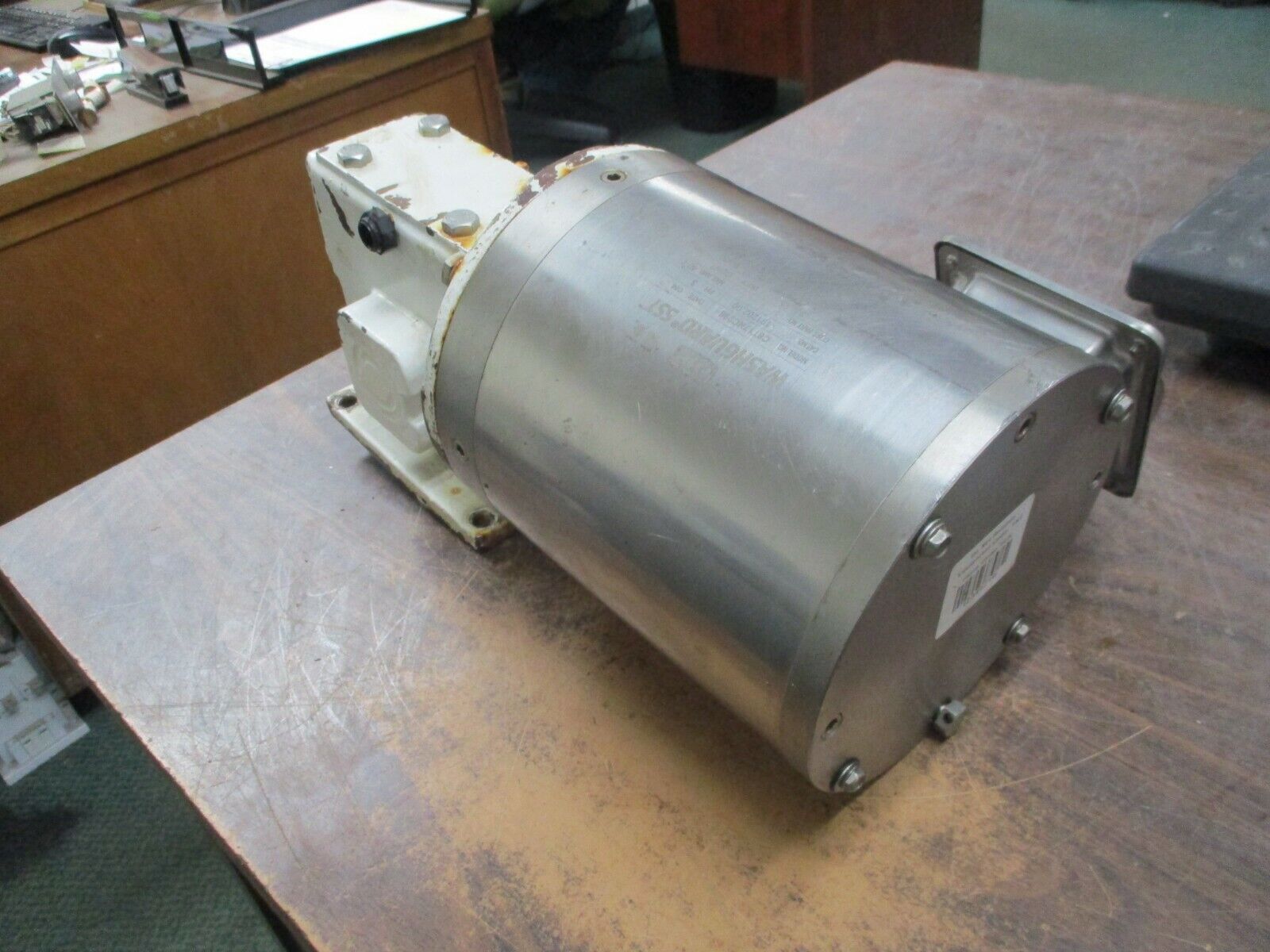 Leeson C6T17NC296 Stainless Washduty Motor 191292.00 .33/.25HP 1800/1500RPM Used