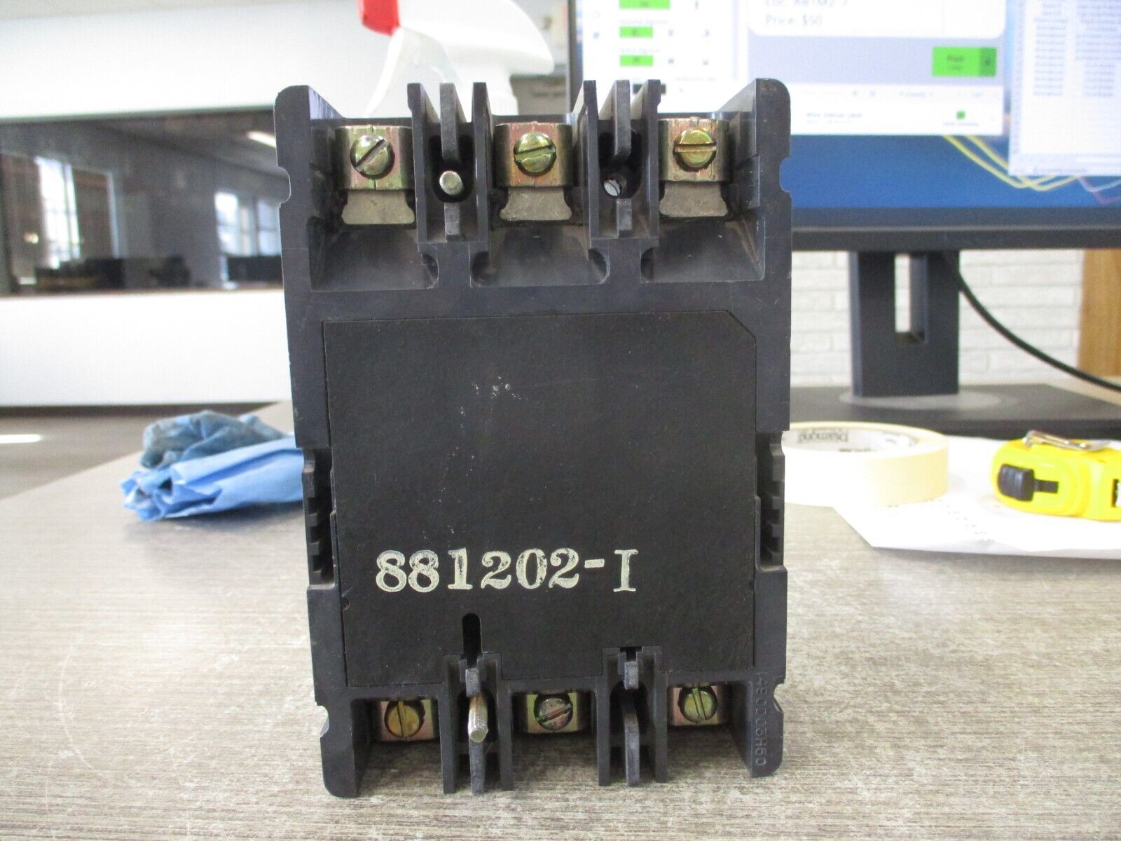 Westinghouse Circuit Breaker HMCP015E0C 15A 600V 3P Used