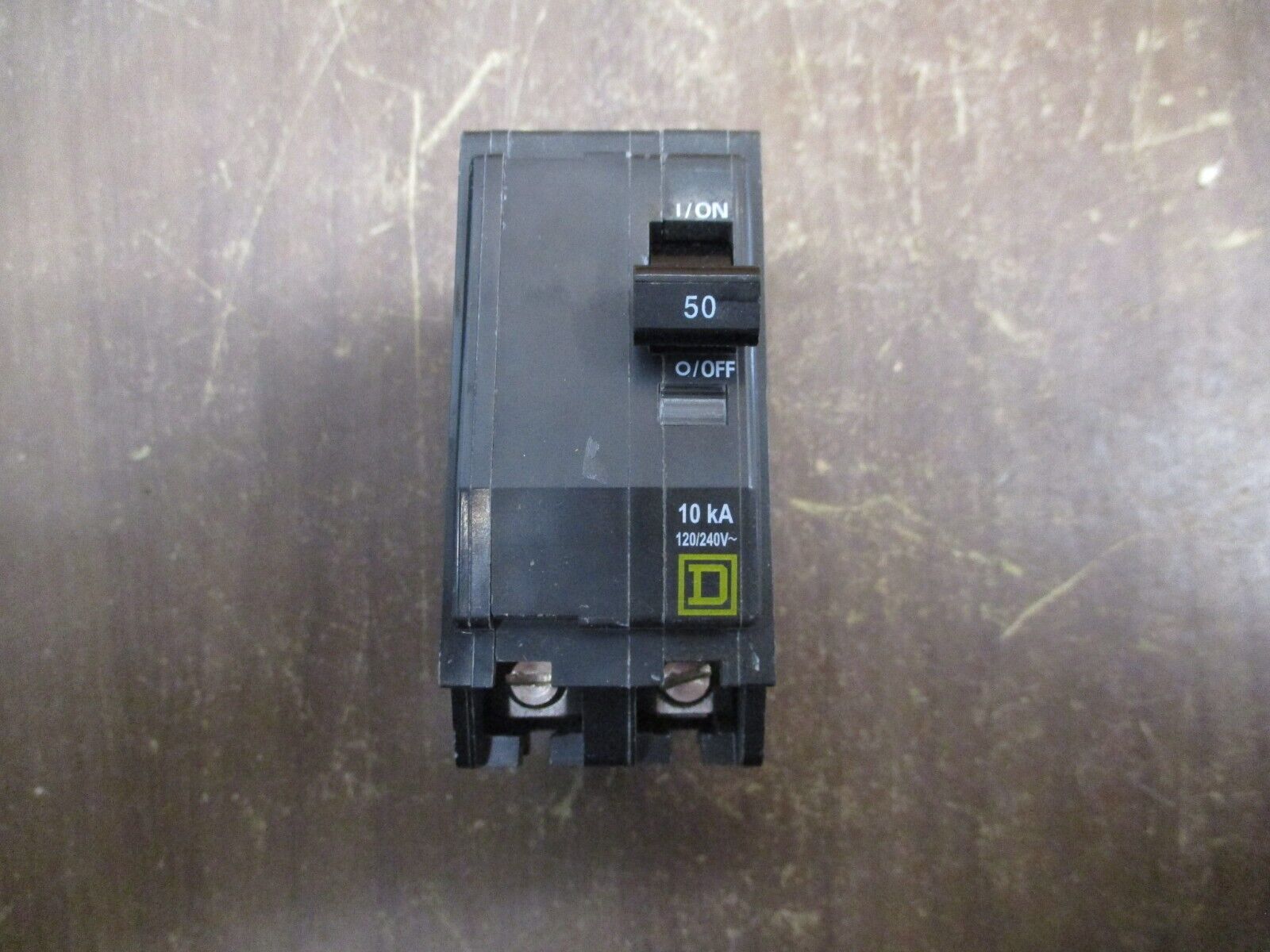 Square D Bolt-On Circuit Breaker QOB250 50A 120/240V 2P *No Screws* Used