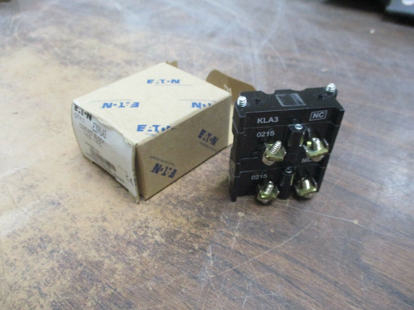 Eaton Contact Block E30KLA3 1 N.O. 1 N.C. New Surplus