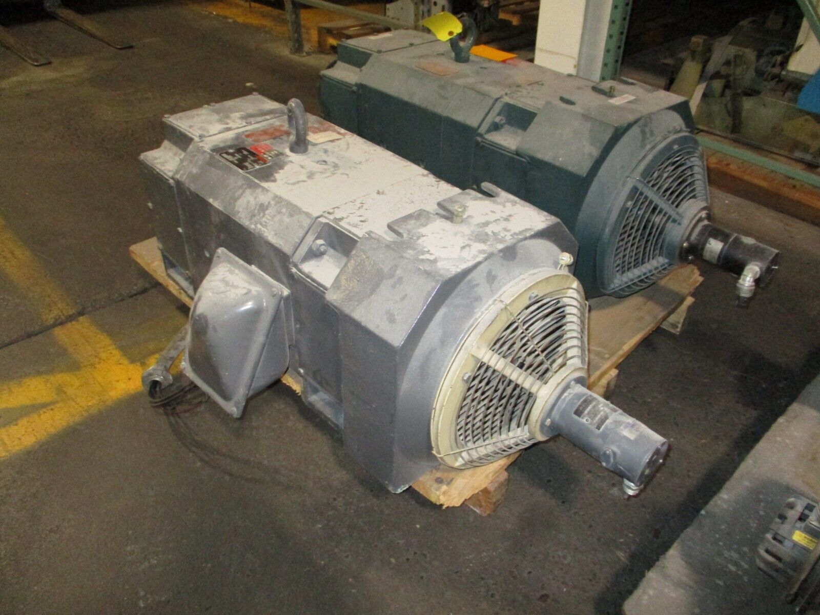 Reliance DC Motor 40HP 1800/2400RPM 500V 65A Used