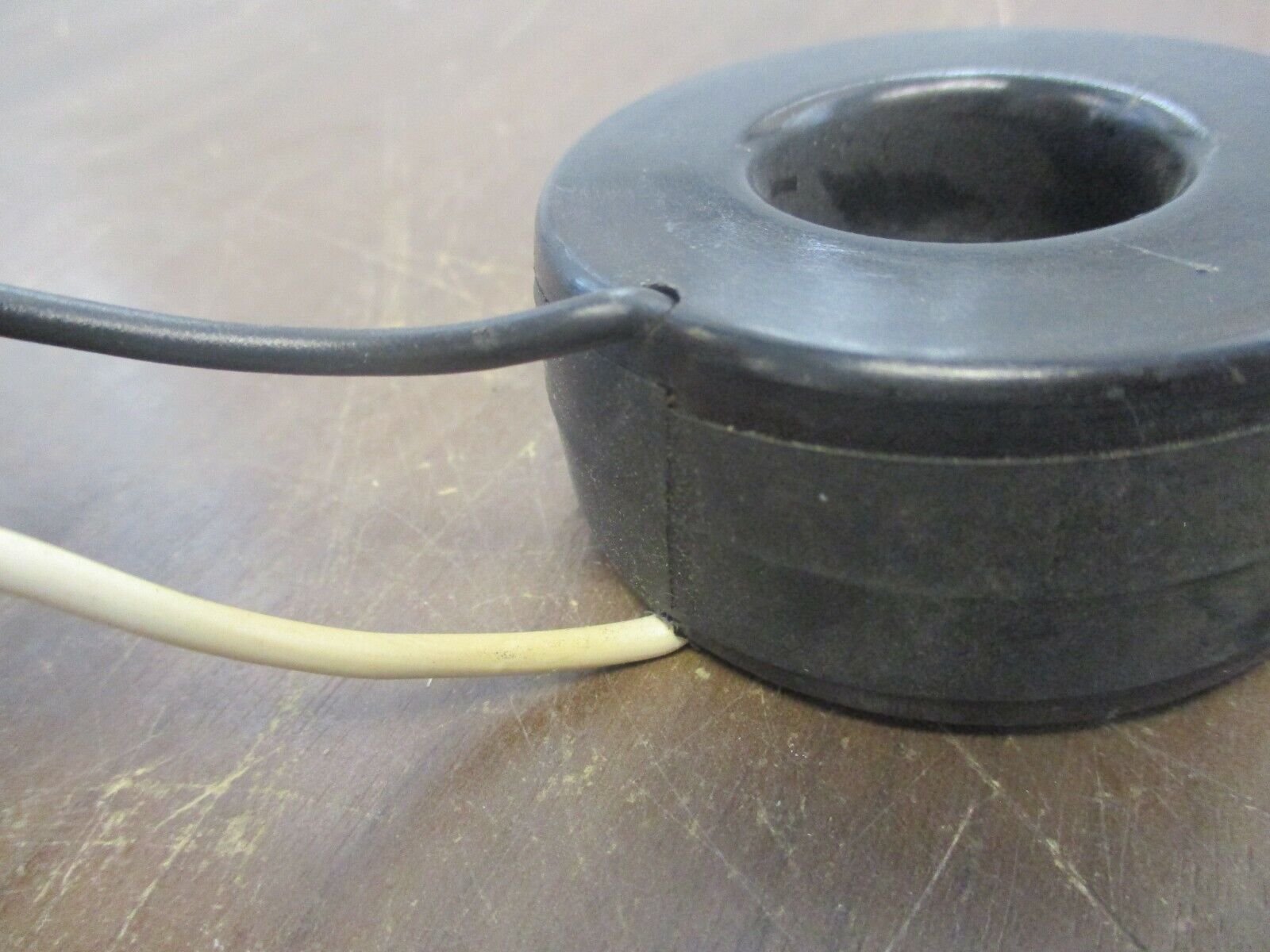 WICC Current Transformer MW1288-L72 Ratio 173:0.2A 600V 50-400Hz 10kV BIL Used