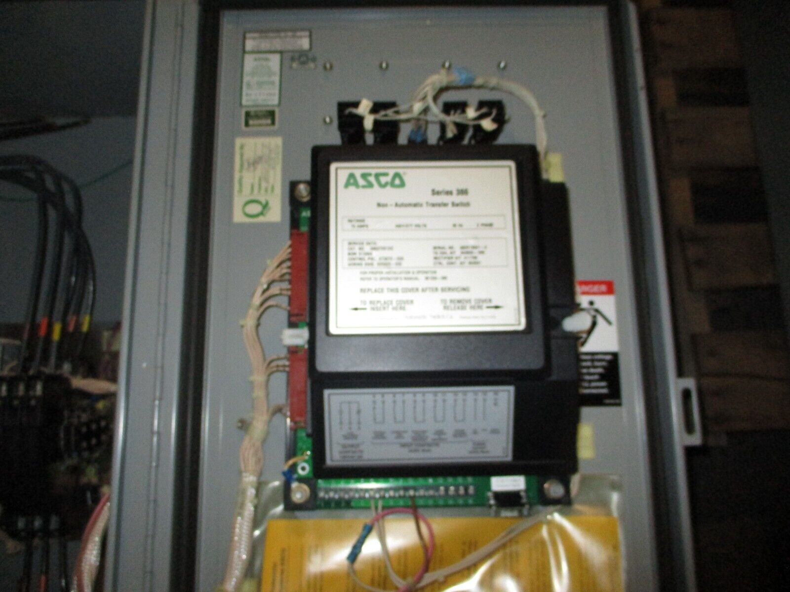 Asco Series 386 Non-Automatic Transfer Switch 38637091XC 70A 480Y/277V 60Hz 3Ph