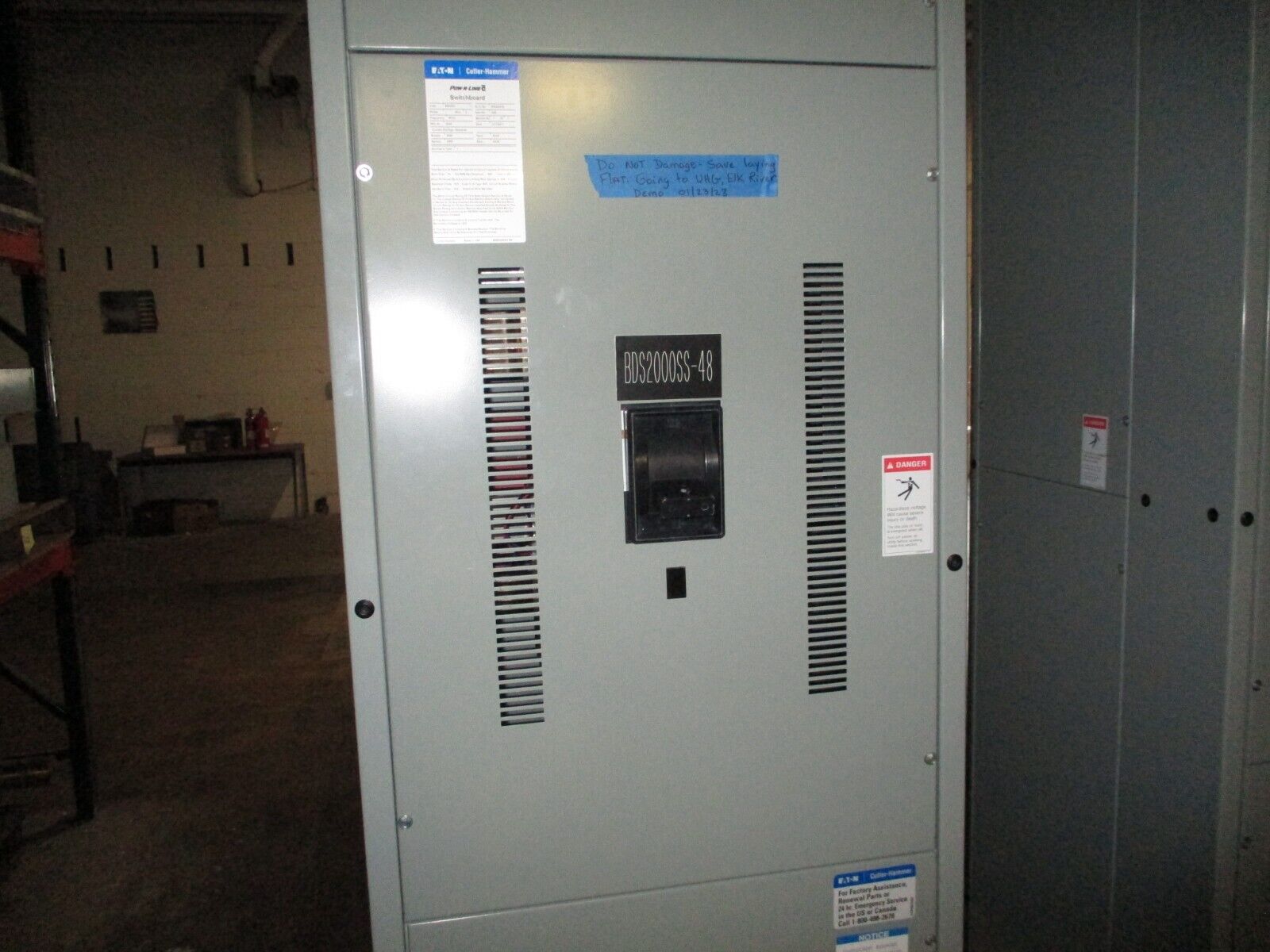 Cutler-Hammer Enclosed DC Circuit Breaker PBDC32000W 2000A 600VDC Used