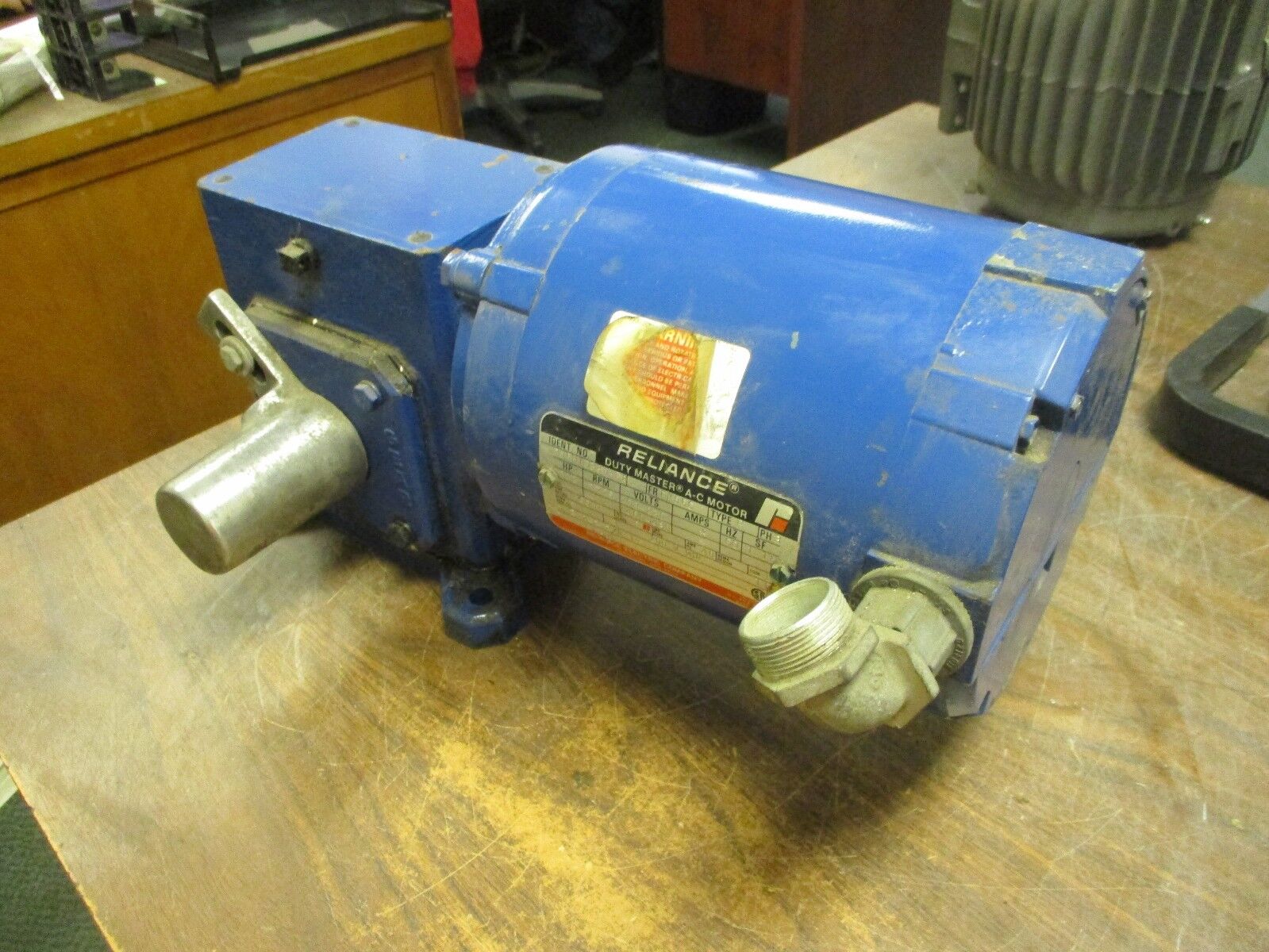 Reliance Motor w/ Gear P56H1338W-PR 1/2HP 1800RPM FR:FR56C 208-230/460-480V Used