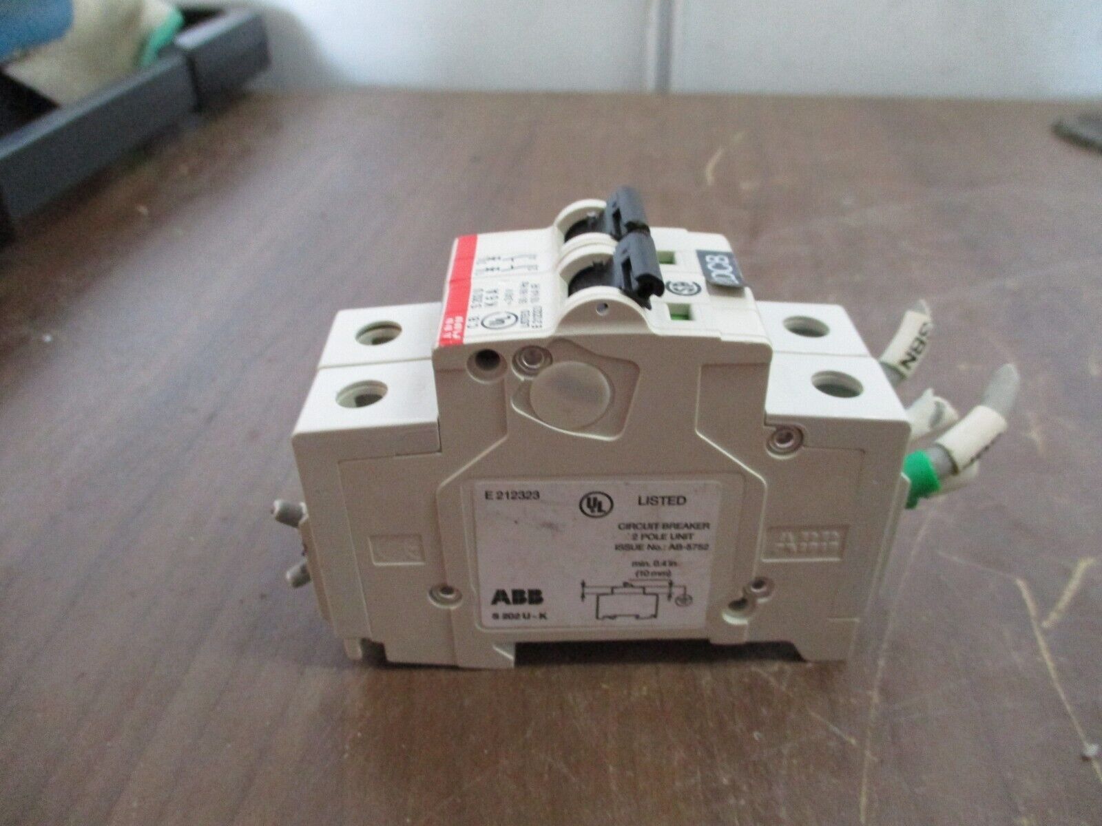 ABB Circuit Breaker S202UK6A 240V 6A 2P *Broken DIN Rail Mounts* Used