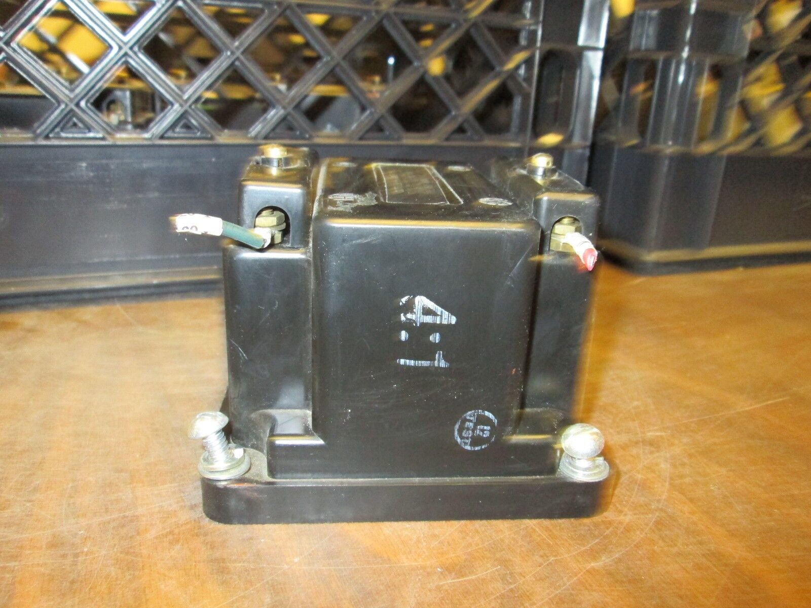 Cutler-Hammer Potential Transformer 460-480 Pri 480 Ratio 4:1 Used