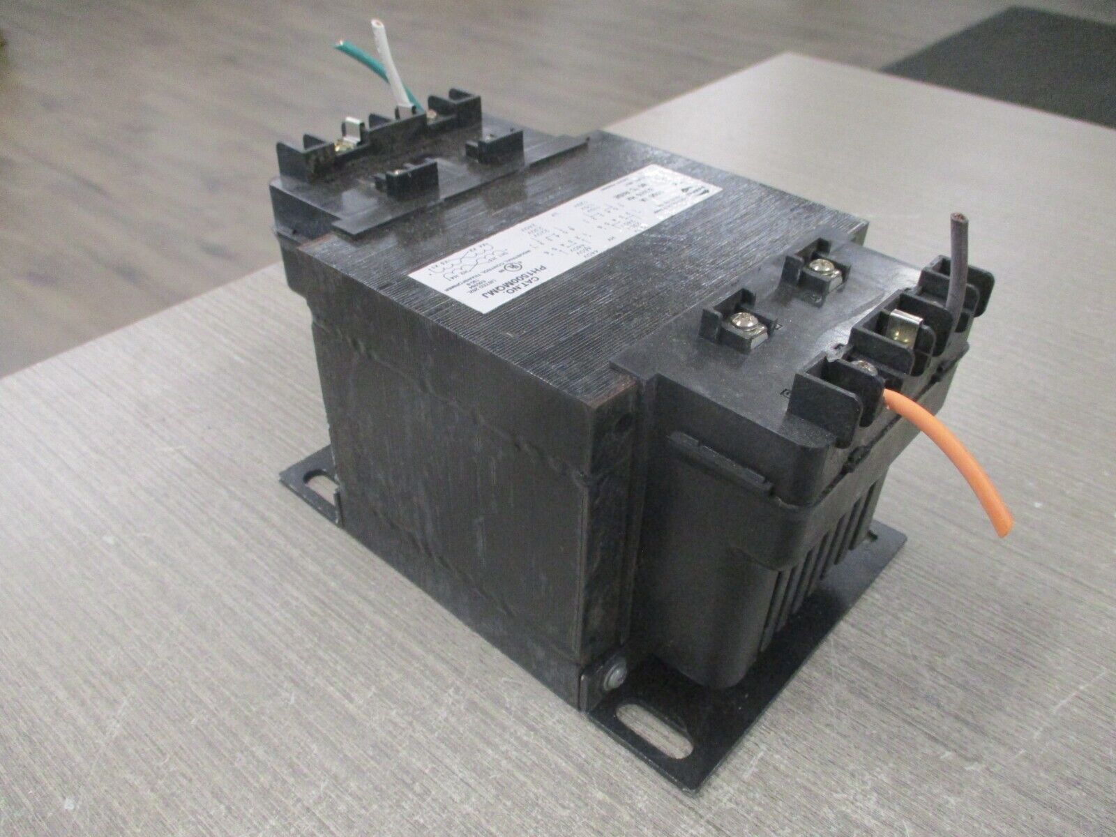 Hammond Control Transformer PH1500M0MJ 1500VA Pri : 240/480V Sec: 120/240V Used