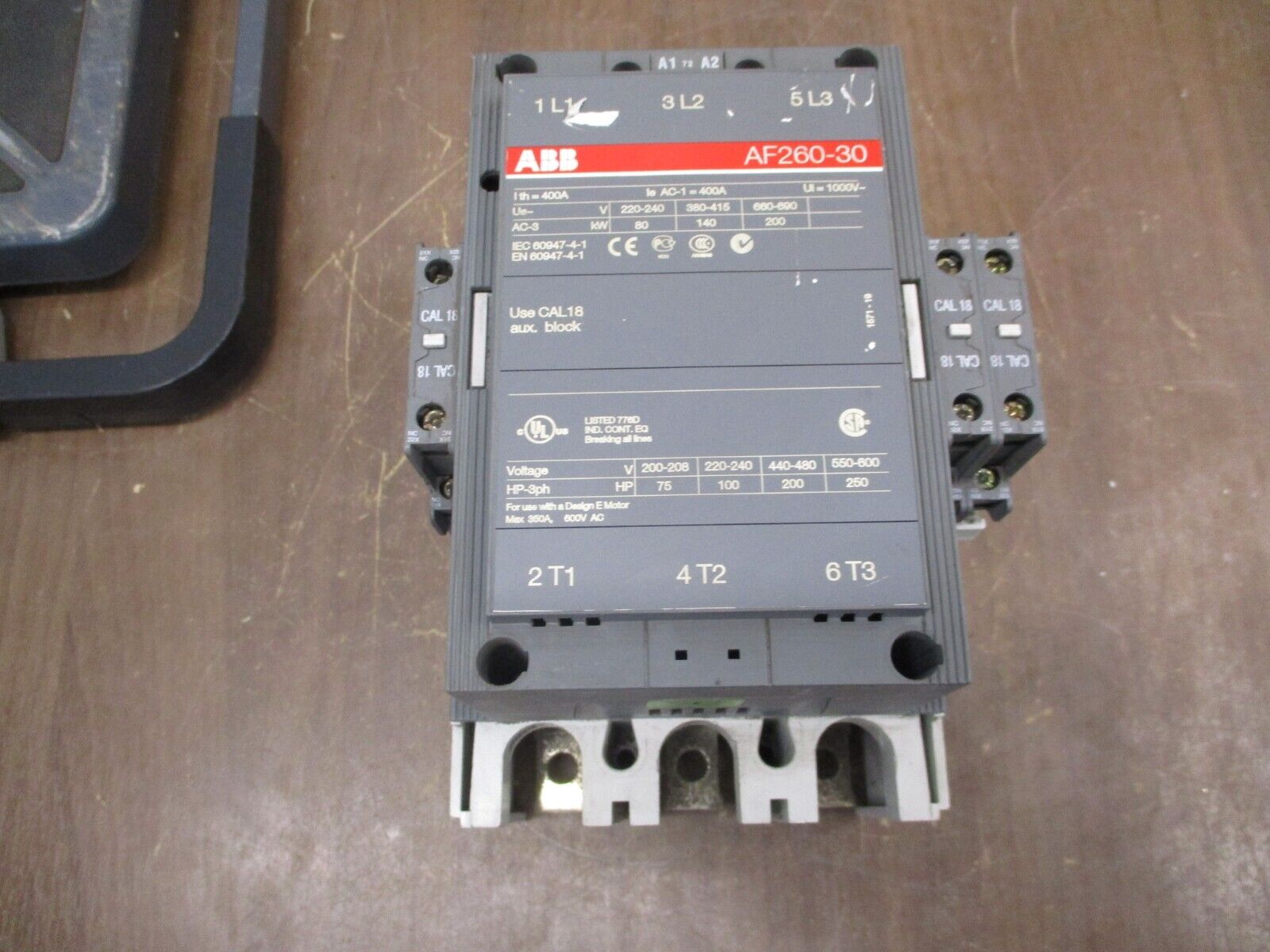 ABB Contactor AF260-30 20-60VDC Coil 350A 600V *Scratched* Used