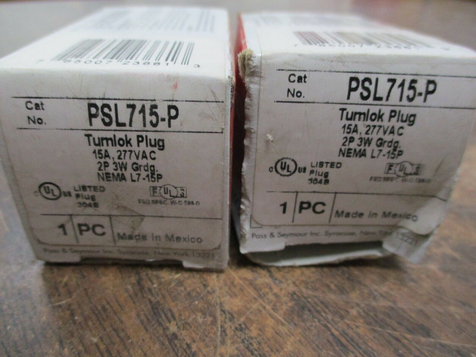 Pass & Seymour Turnlok Plug PSL715-P 15A 277V 2P 3W *Lot of 2* New Surplus