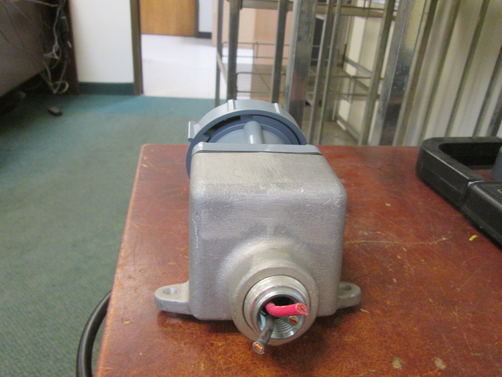 Mennekes Receptacle 30A 250V 3w Used