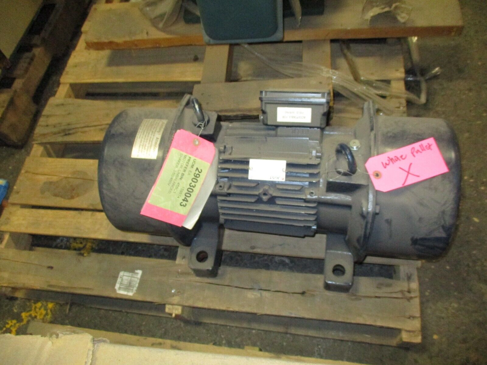 Jost Vibrating Motor JVC.178-450 1.60kW 480V 3Ph 3.8A 390.6 in-lbs Torque Used