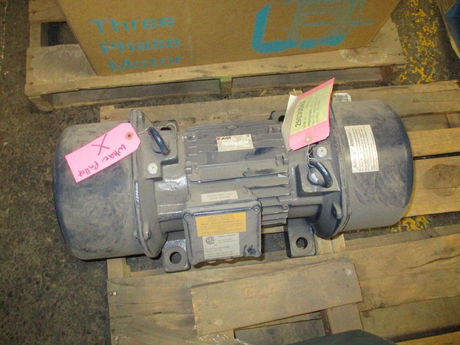 Jost Vibrating Motor JVC.178-450 1.60kW 480V 3Ph 3.8A 390.6 in-lbs Torque Used