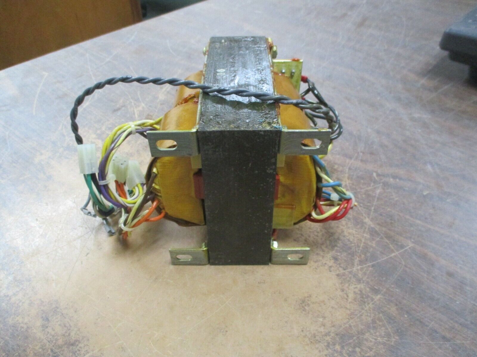 Vee-Arc Transformer 203-123 Input: 380/415/460V 60Hz Used