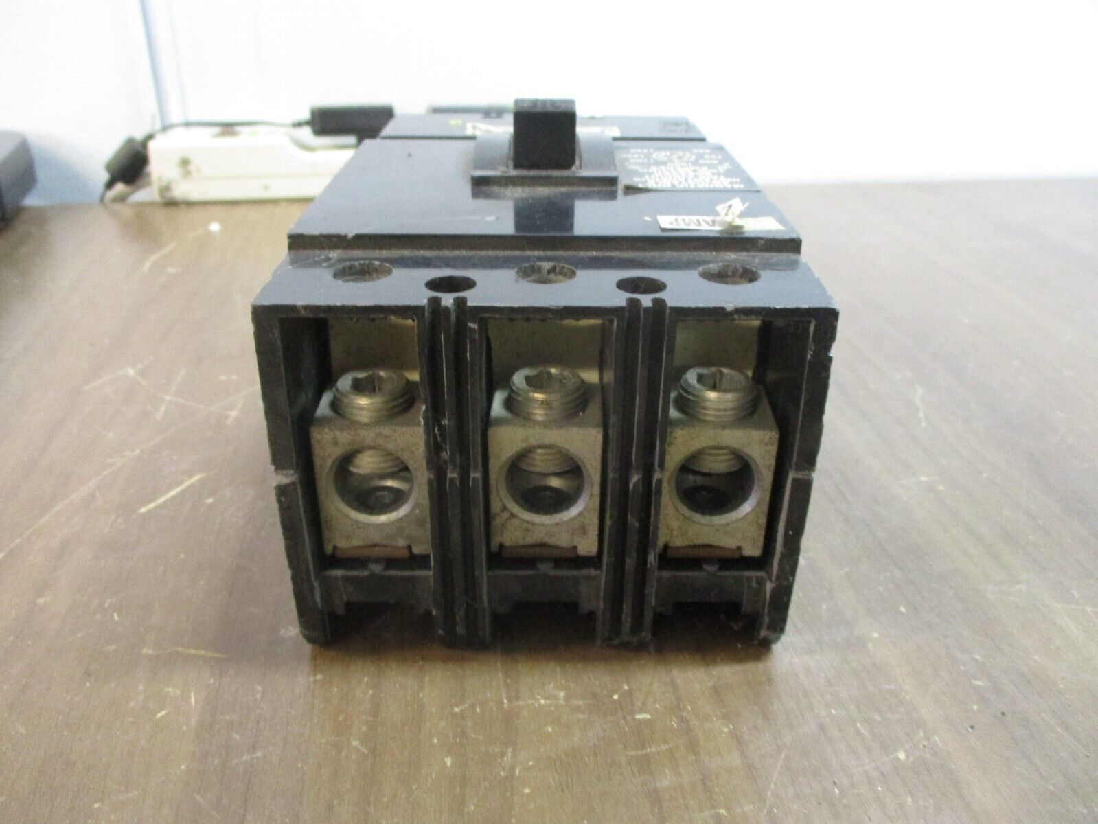 Square D Circuit Breaker KAL-36225-25M 225A 600V 3P Used