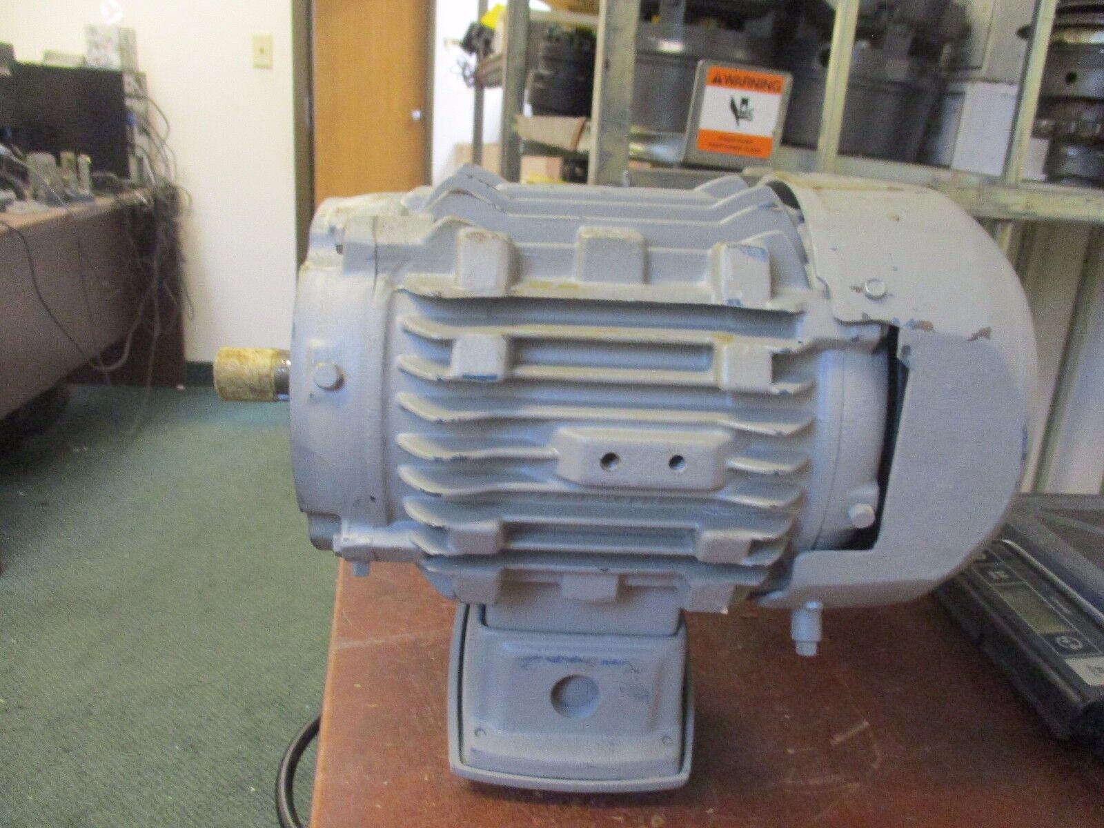 Siemens A-C Motor 1LE23111AB414GA3 2HP 1765RPM 208-230/460V 5.8-5.6/2.8A Used