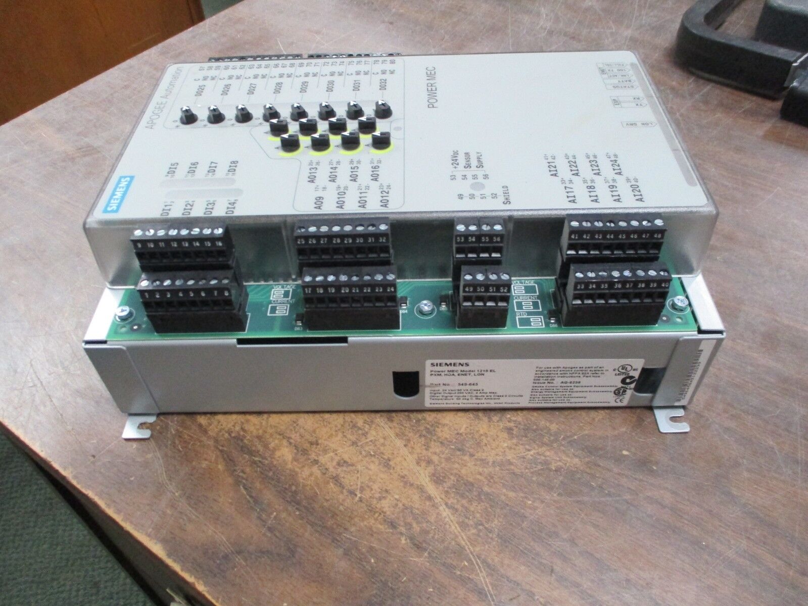 Siemens APOGEE Automation Model 1210 EL Power MEC 549-645 PXM,HOA,ENET,LON Used