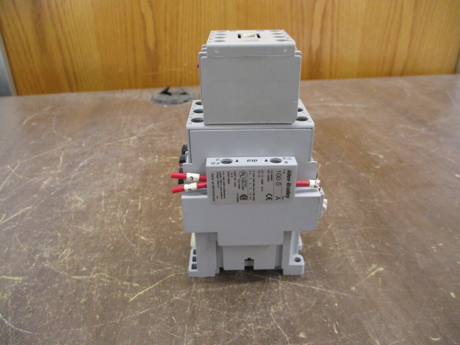 Allen-Bradley Contactor 100-C30*00 Ser. B 120V Coil 55A 600V w/ Aux Contact Used