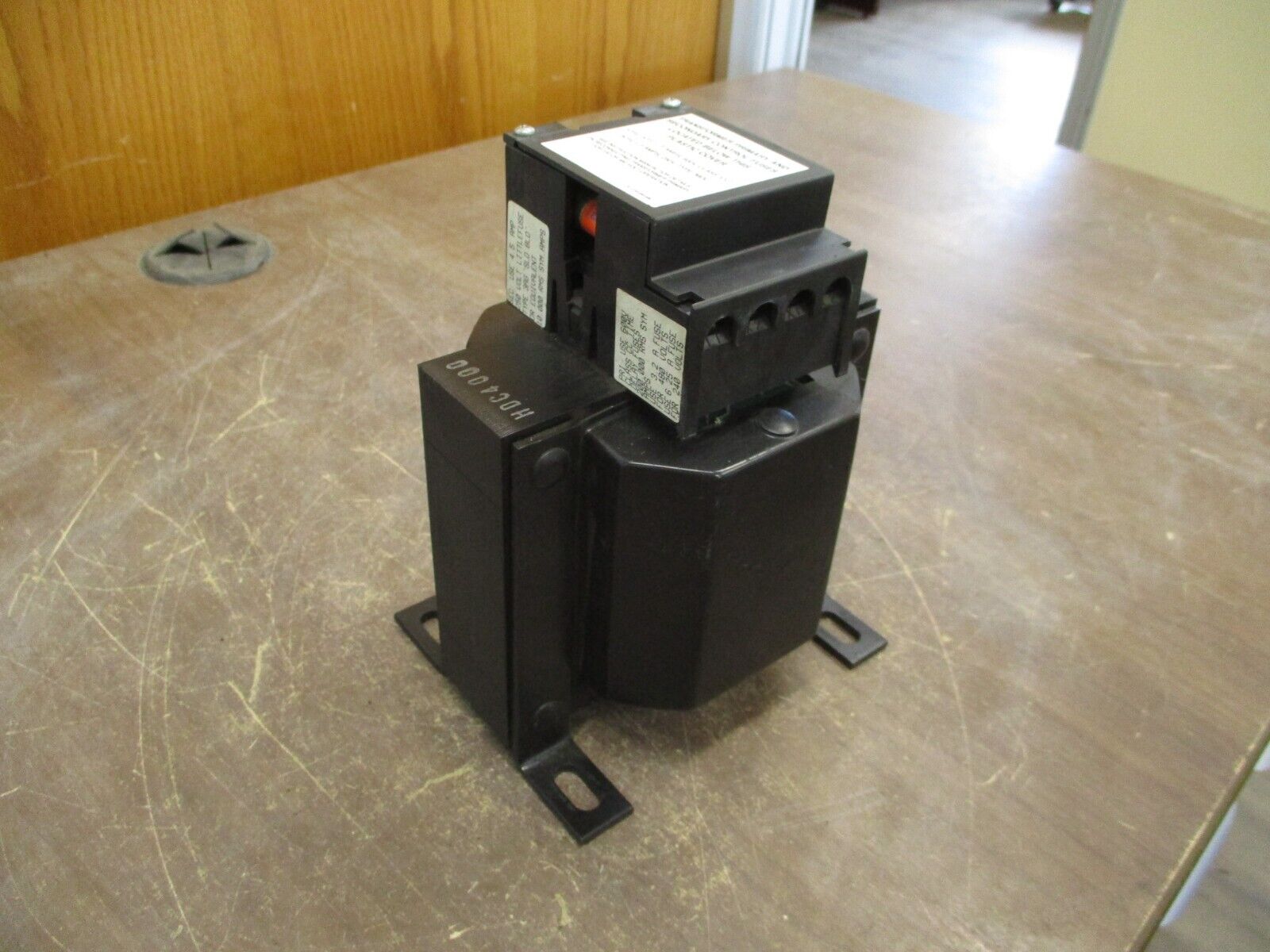 Hevi-Duty Control Transformer E3203PBTC 0.320kVA Pri: 240/480V Sec: 120V 50/60Hz