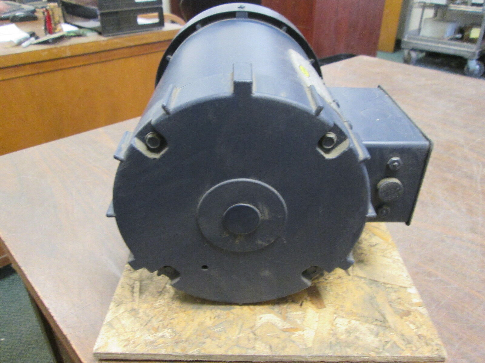 Sukup M6T17FB148A AC Motor 116721.00 1½HP 1725RPM FR:56Z ENCL:TEFC 575V 2.1FLA