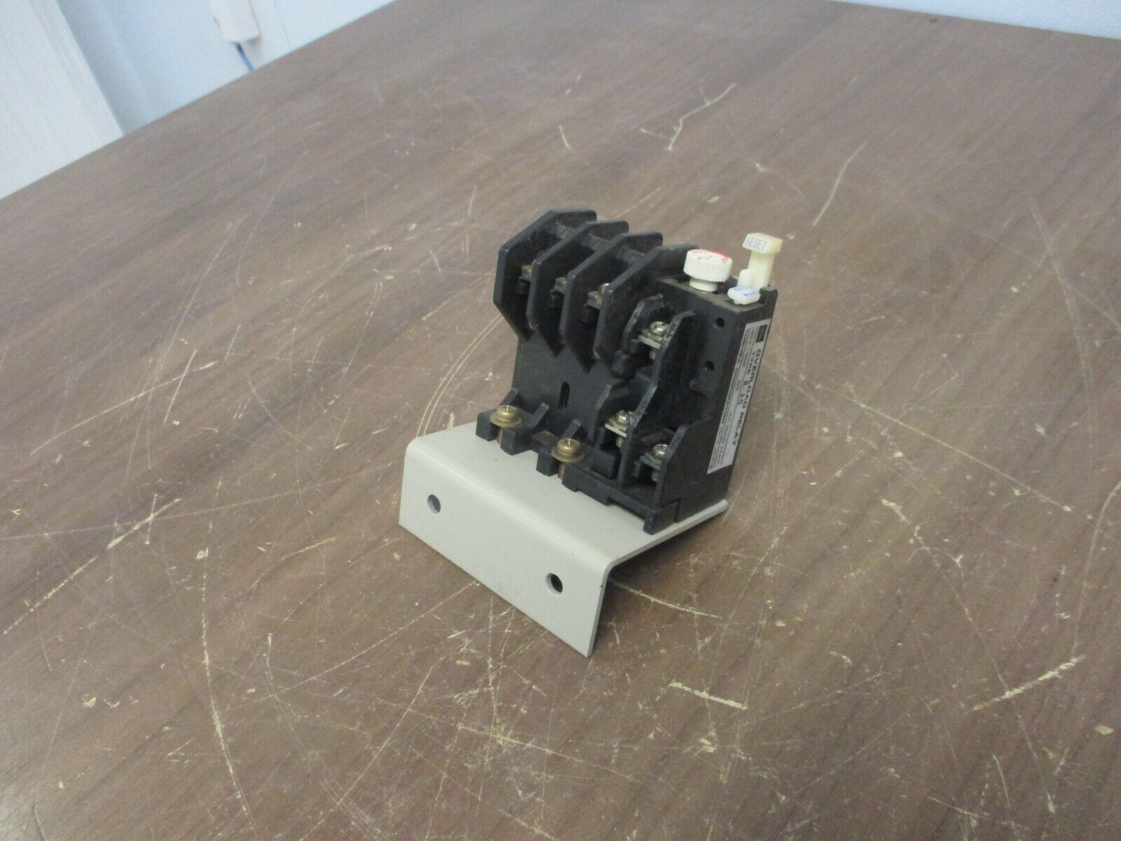 Toshiba Overload Relay R-20 600V 3P Used