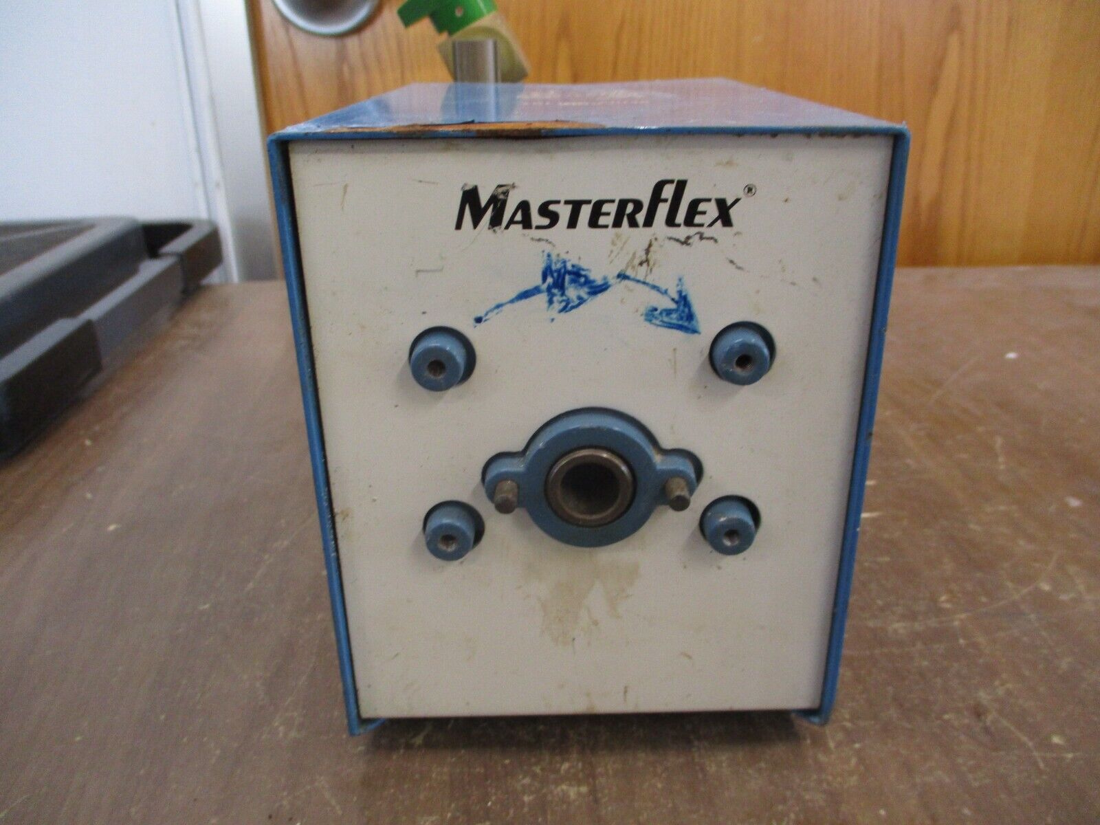 Cole-Parmer / Gast MasterFlex Peristaltic Pump 2AM-FCC-1 *Chipped Paint* Used