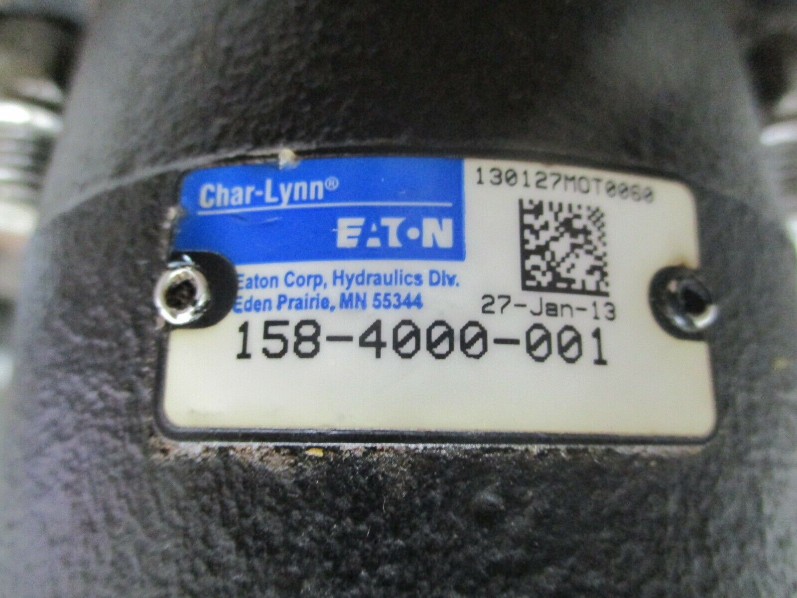 Eaton Char-Lynn Hydraulic Motor 158-400-001 Displacement:2.2 Cubic In Per Rev.