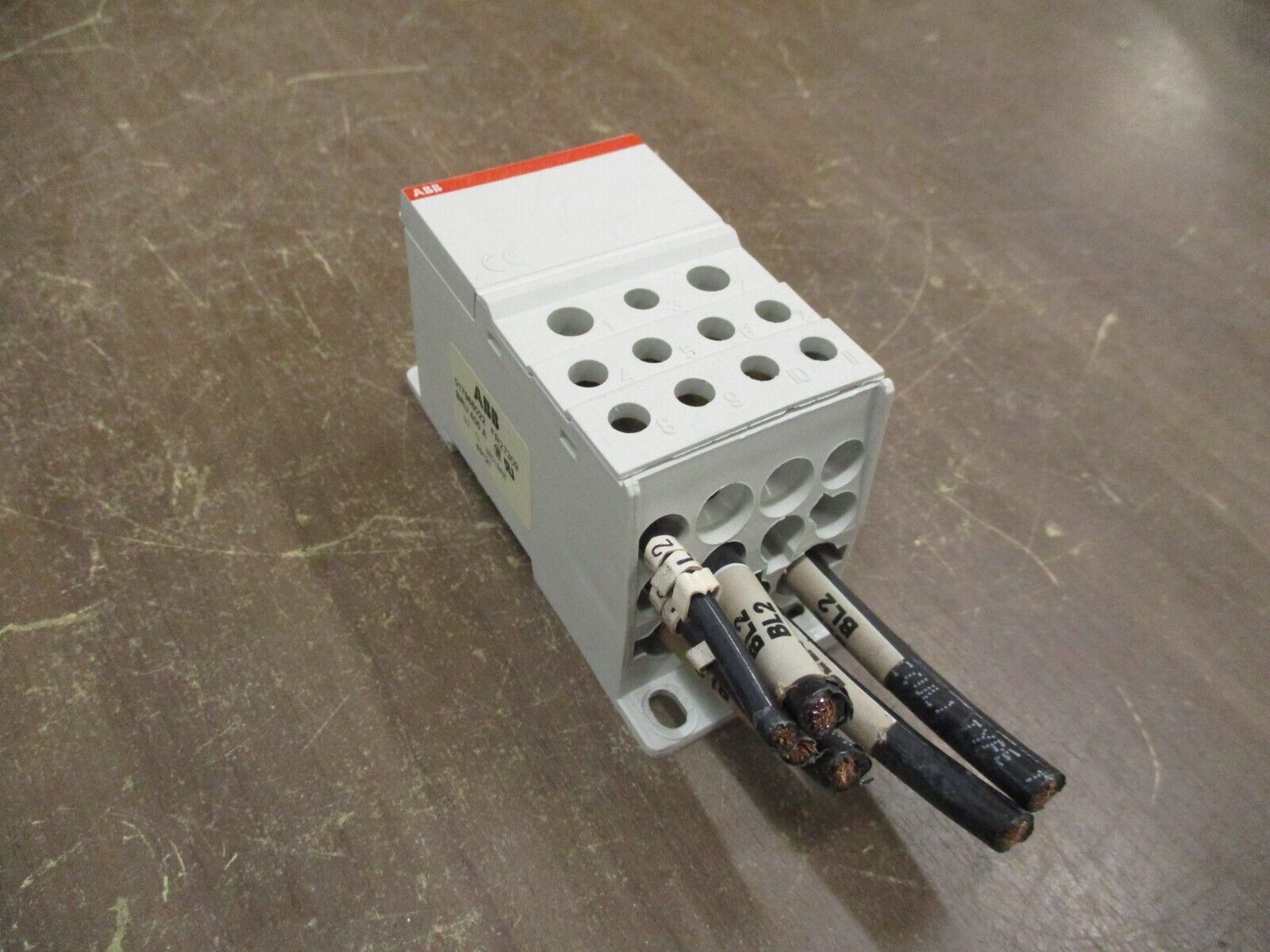 ABB BRU Terminal Block 017965022 FR27309 400A Used