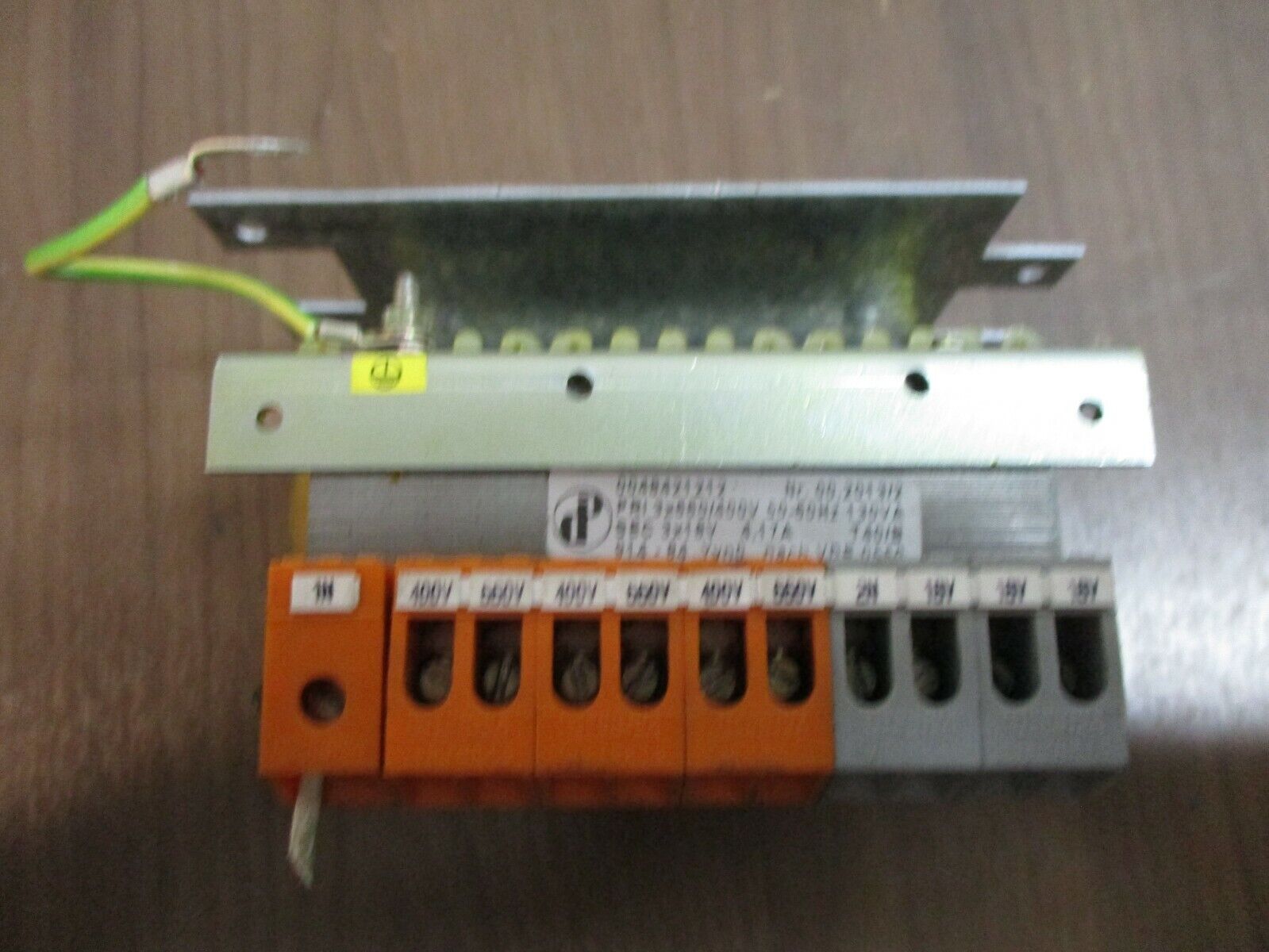 DIP Transformer 0048421212 130VA Pri: 660/400V Sec: 18V 3Ph 50-60Hz Used