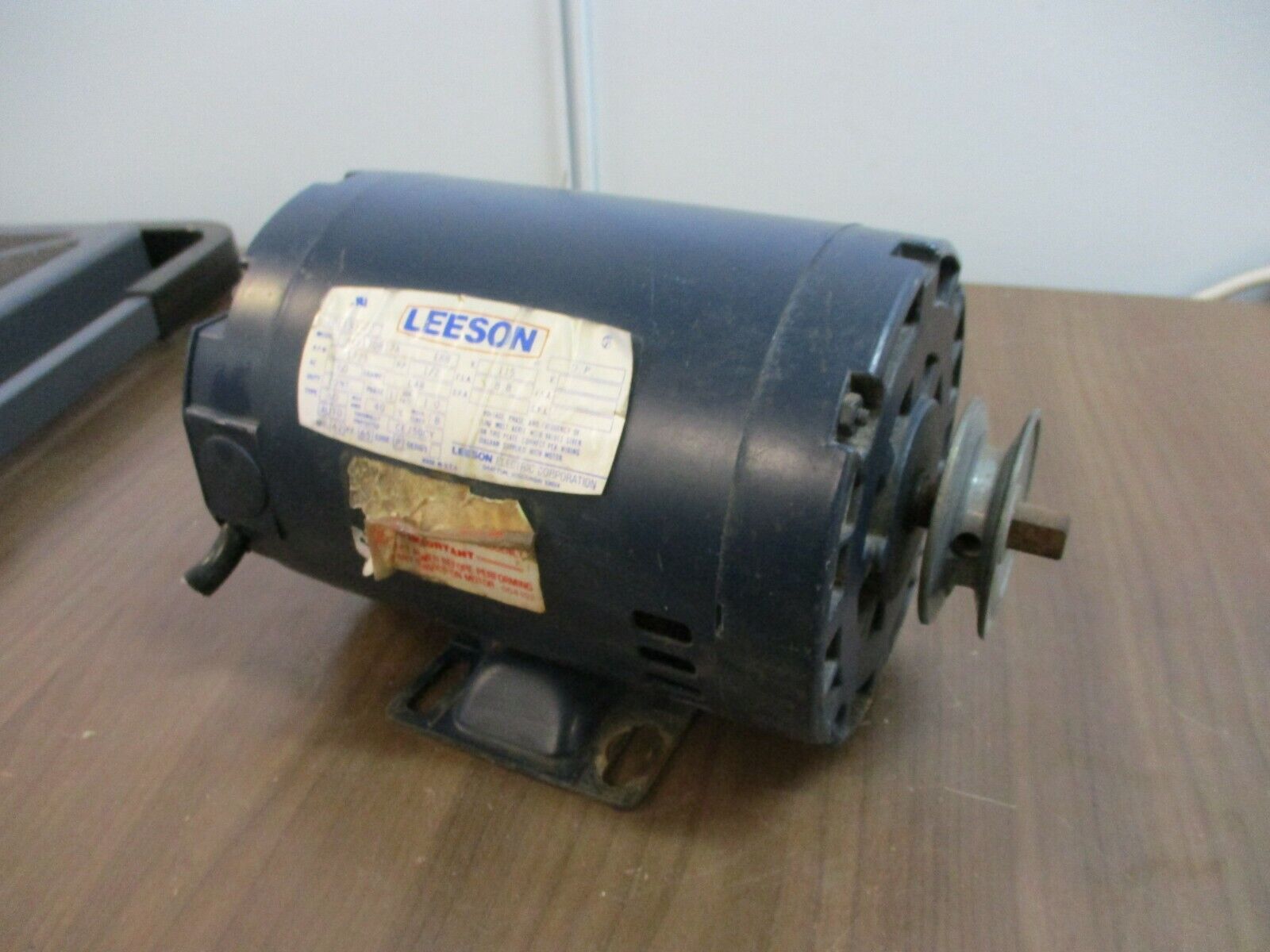 Leeson Gearmotor 101191-00 .5HP 1800 RPM 115V 1Ph 60Hz Used