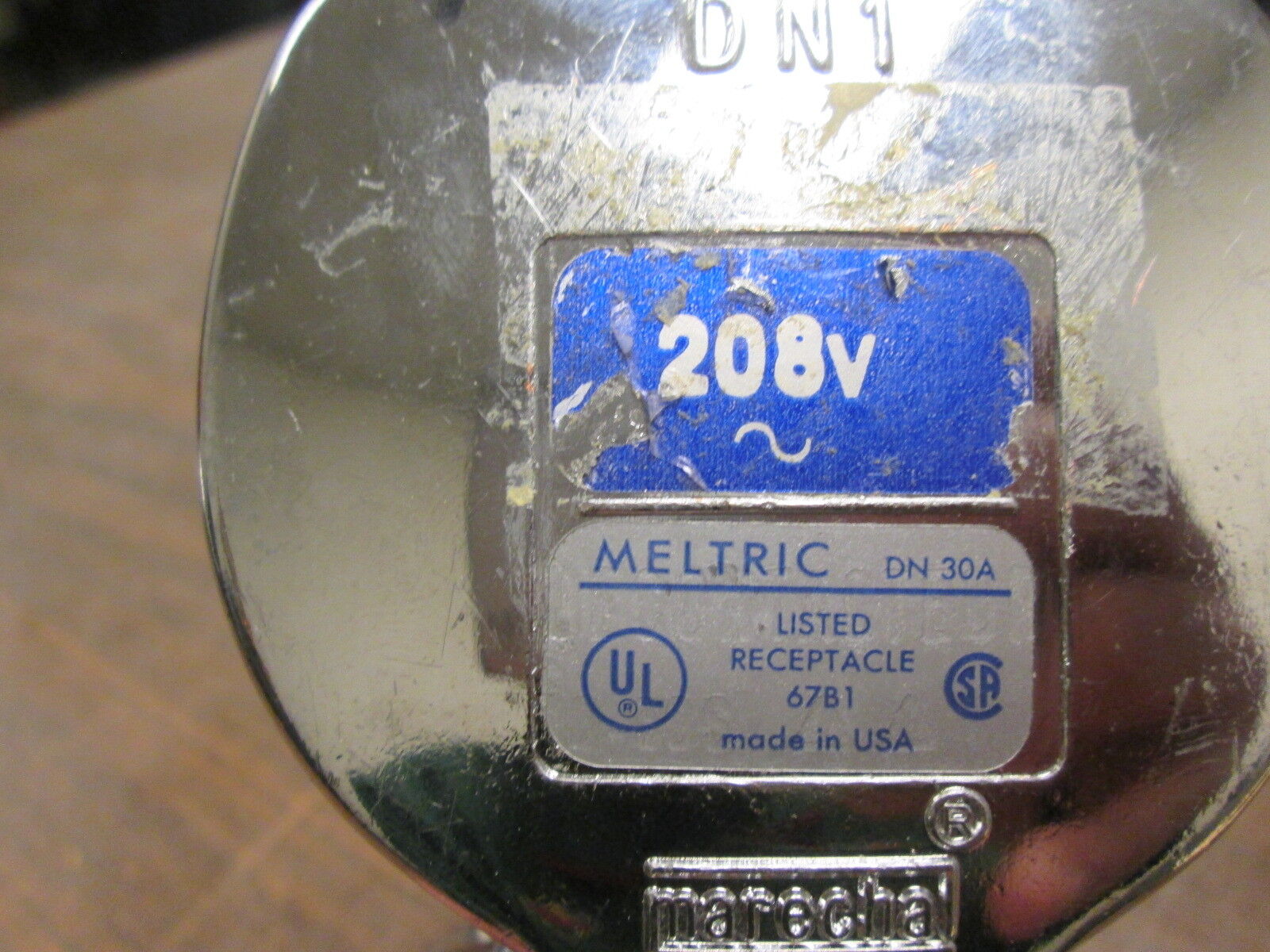 Meltic Receptacle DN 30A 208V 30A Used