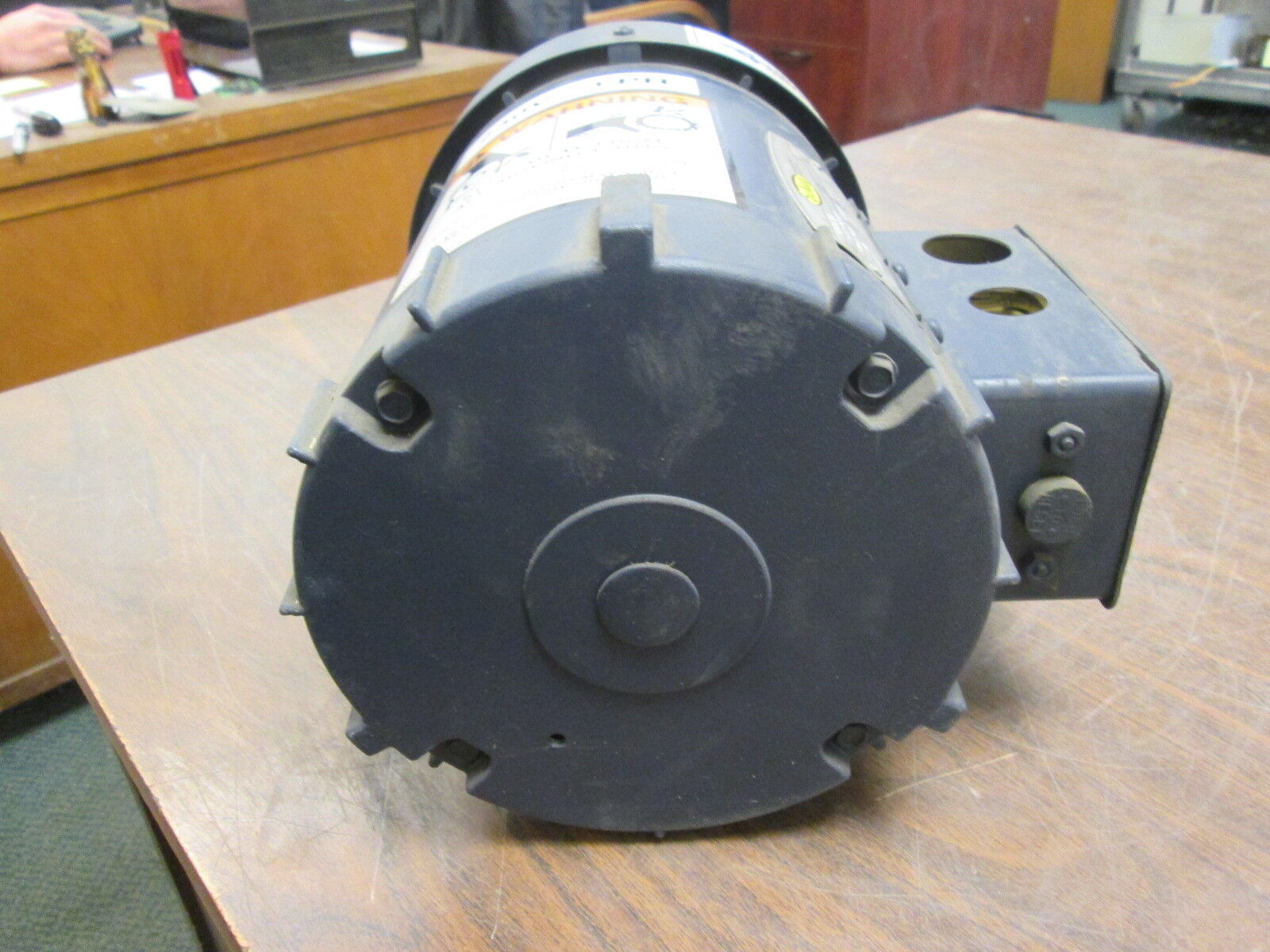 Sukup P6T17FB6F AC Motor 110235.00 1.5HP 1725/1425RPM FR:F56Z ENCL:TEFC 3Ph Used