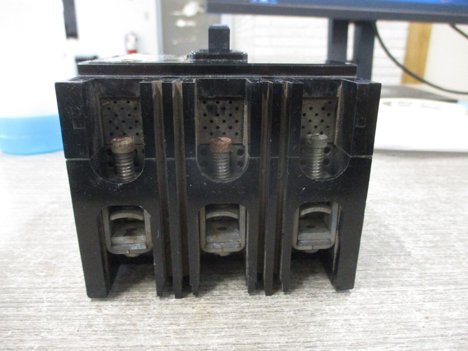 Westinghouse Motor Protector Circuit Breaker MCP13300C Trip: 100-300A 600V 3P