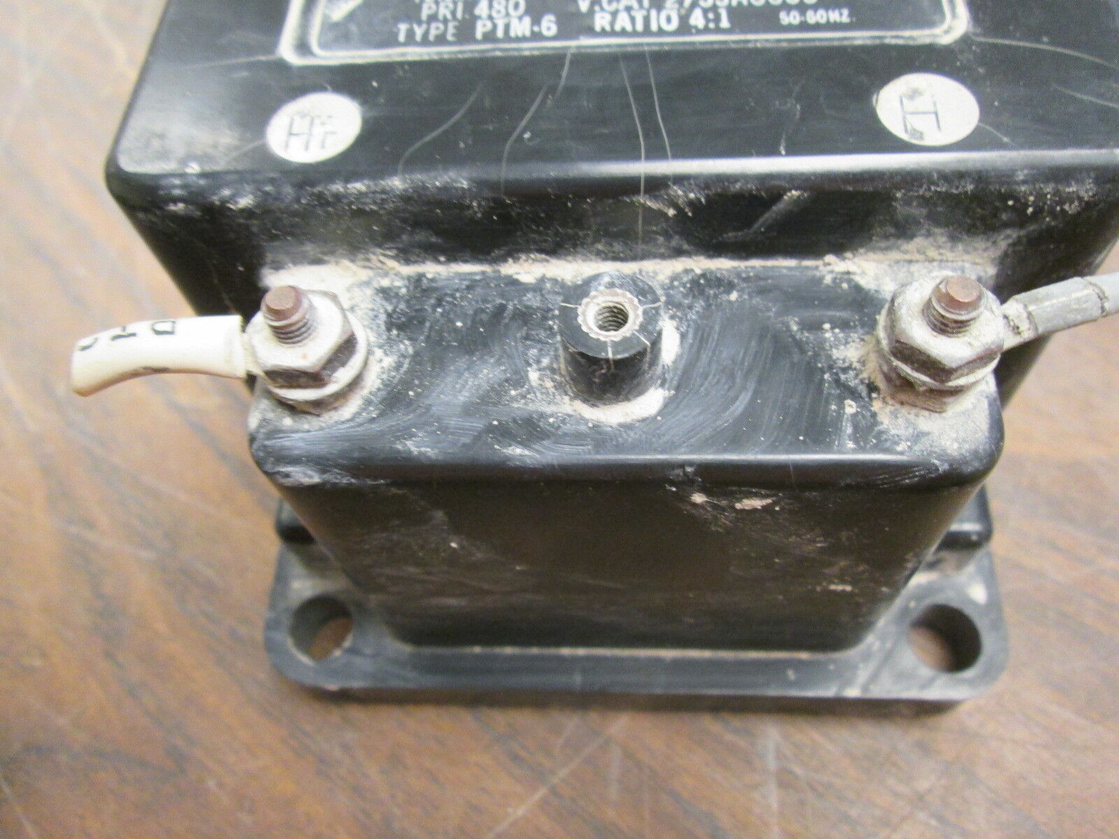 FPE Type PTM-6 Potential Transformer 2755A0663 10KV BIL Ratio 4:1 Pri: 480 Used