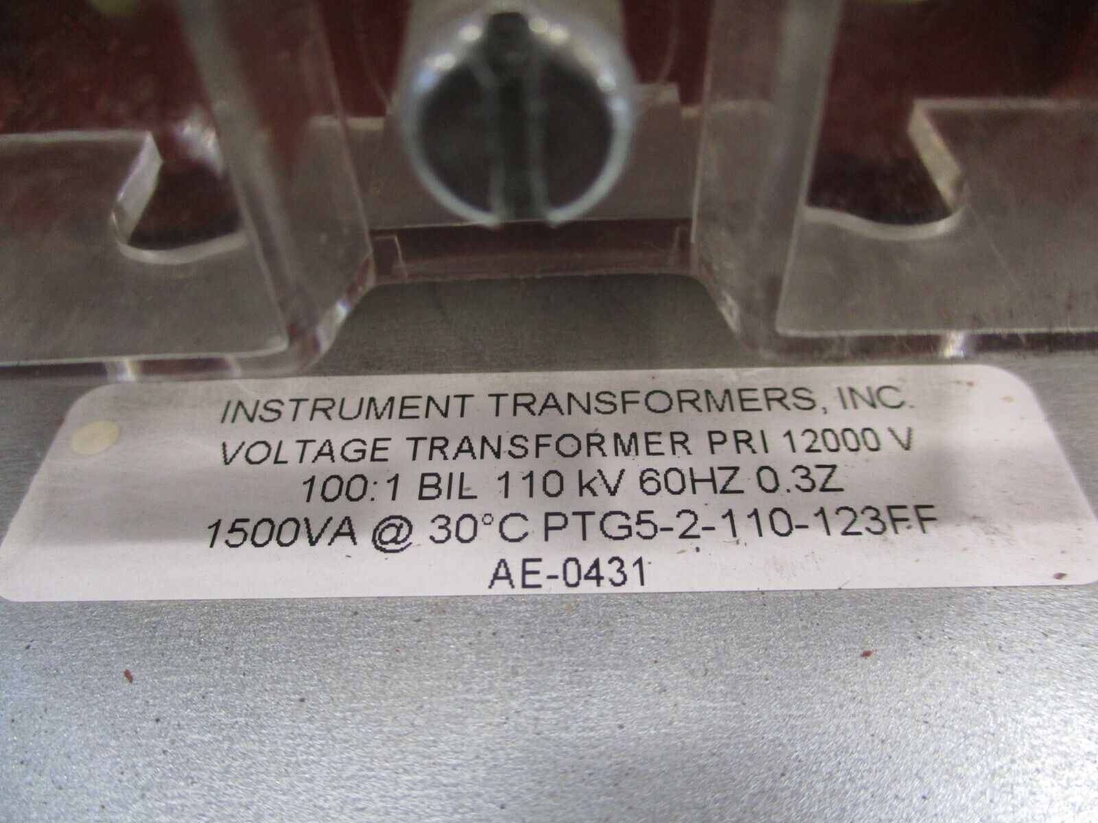 Instrument Transformers Voltage Transformer PTG5-2-110-123FF Pri: 12000V 60Hz