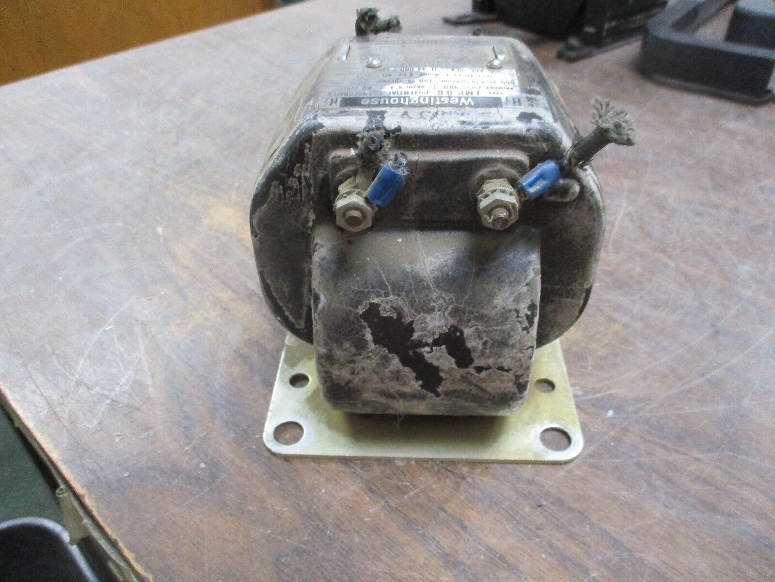 Westinghouse Type EMP -0.6 Potential Transformer 254A476G03 Ratio 4:1 Pri:480V