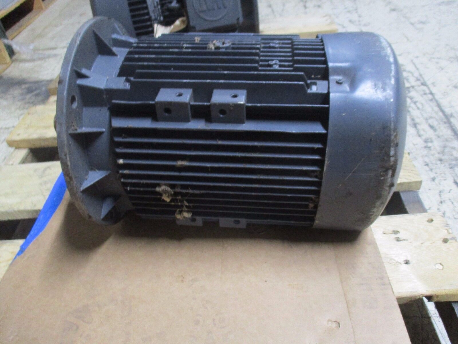 WAT AC Motor Q2EFA132N2AH 10HP 2930/3505RPM's 380/440V 50/60Hz Used