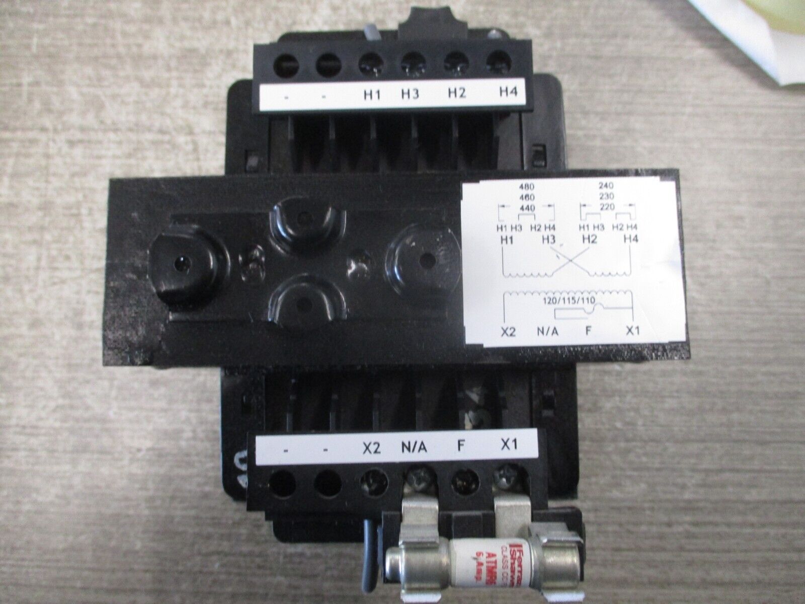 Siemens Control Transformer MT0500A Ser. B 500VA Pri: 240/480V Sec: 120V 50/60Hz