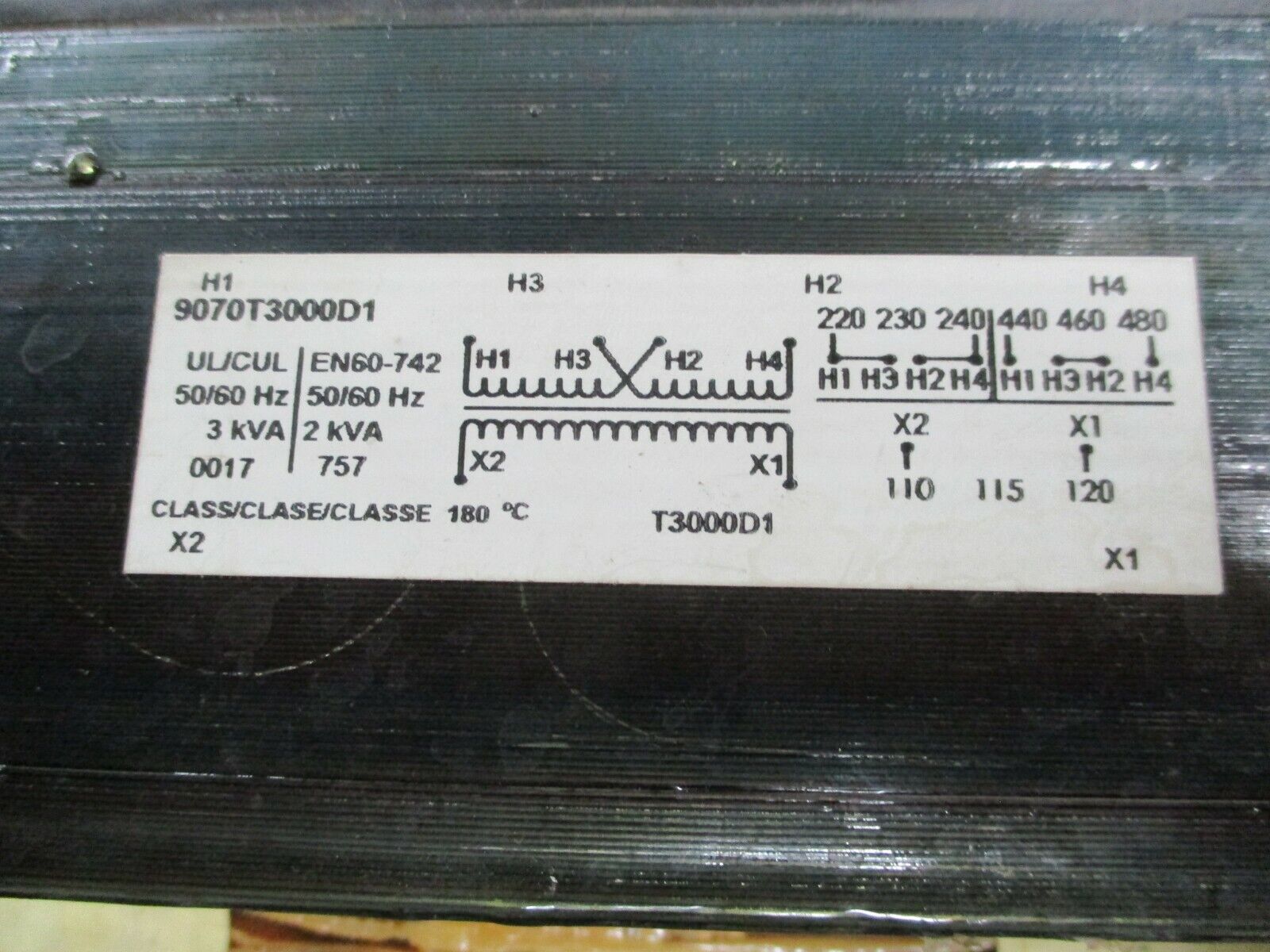 Square D Transformer 9070T3000D1 3kVA Pri: 240/480V Sec: 120V 50/60Hz Used