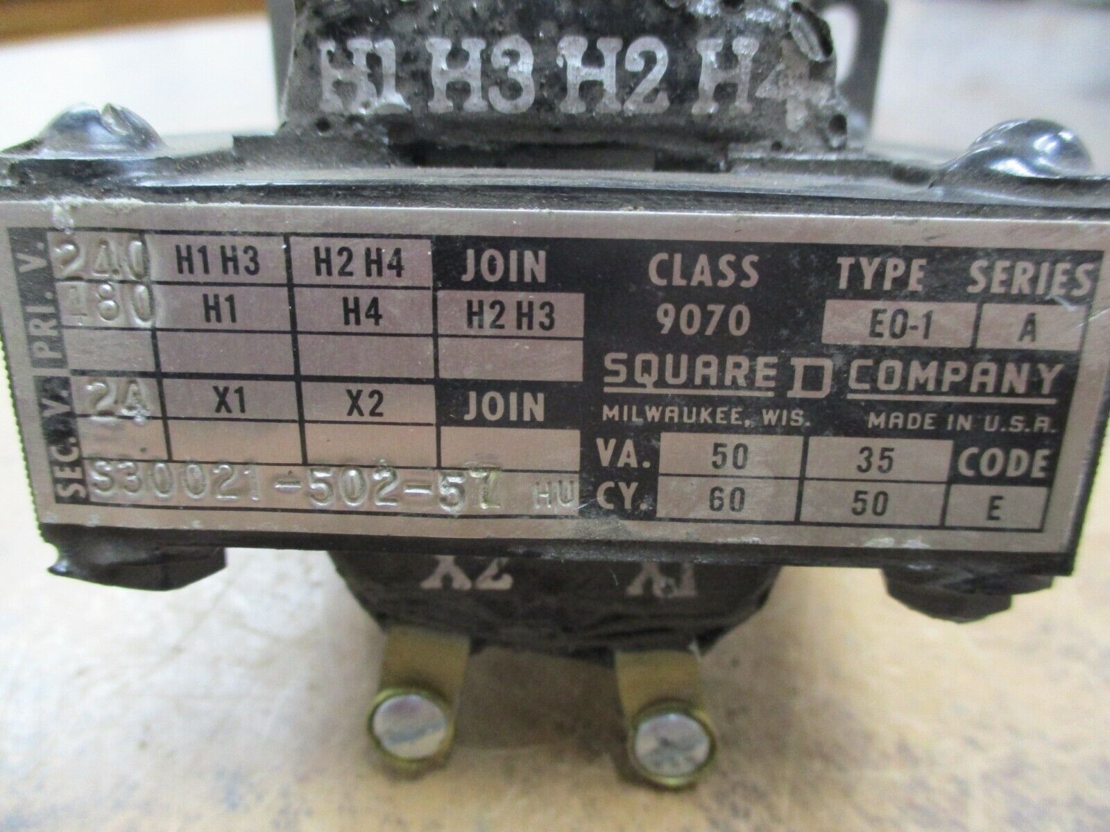 Square D Transformer 9070 E0-1 Ser. A 50VA Pri: 240/480V Sec: 24V Used