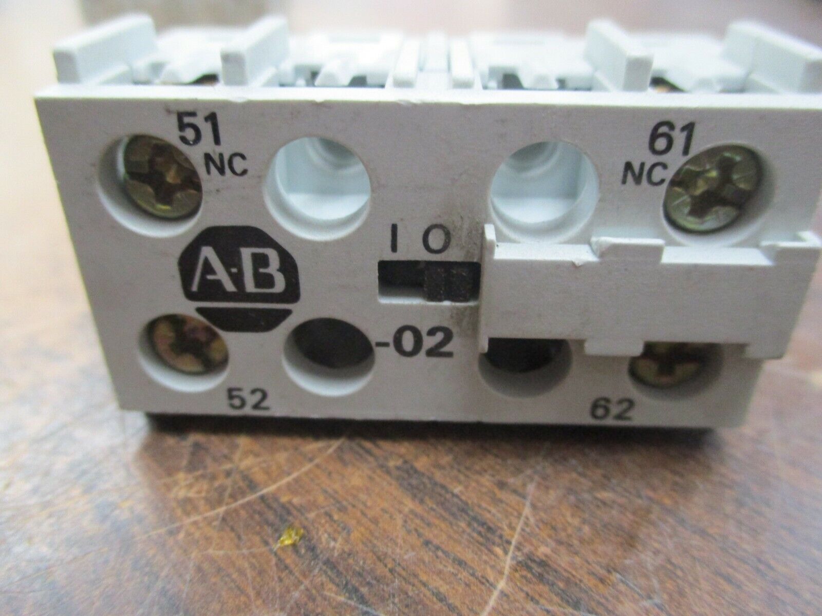 Allen-Bradley Aux Contact Block 195-MA02 Ser. A *Lot of 2* Used