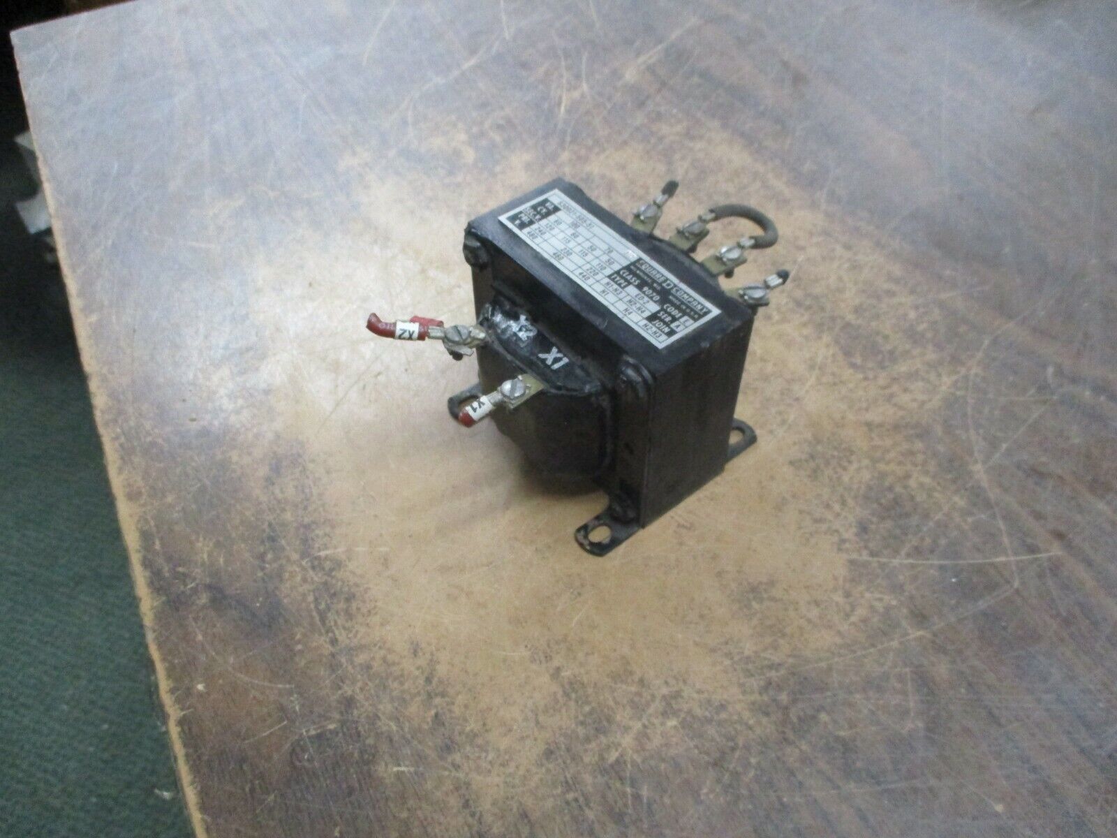 Square D Transformer 9070 E0-2 Ser. A 100VA Pri: 240/480V Sec: 120V Used