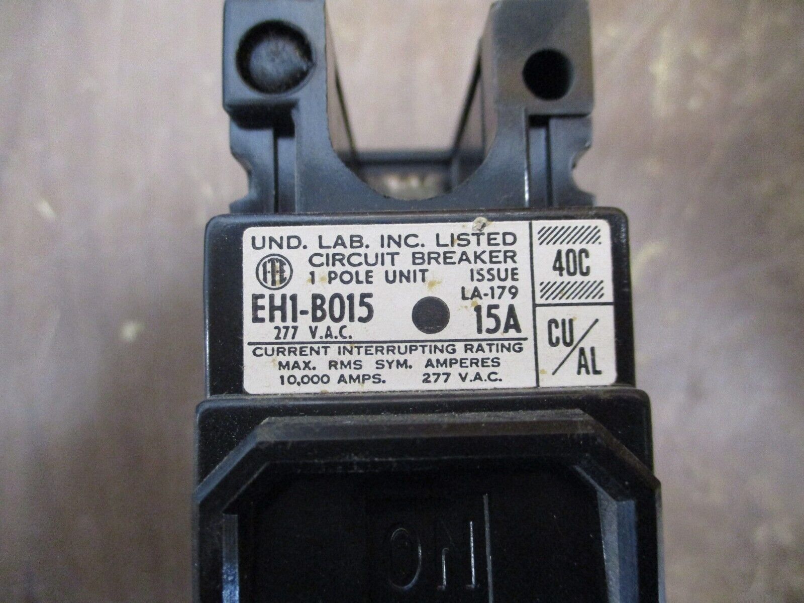 ITE Circuit Breaker EH1-B015 15A 277V 1P Used